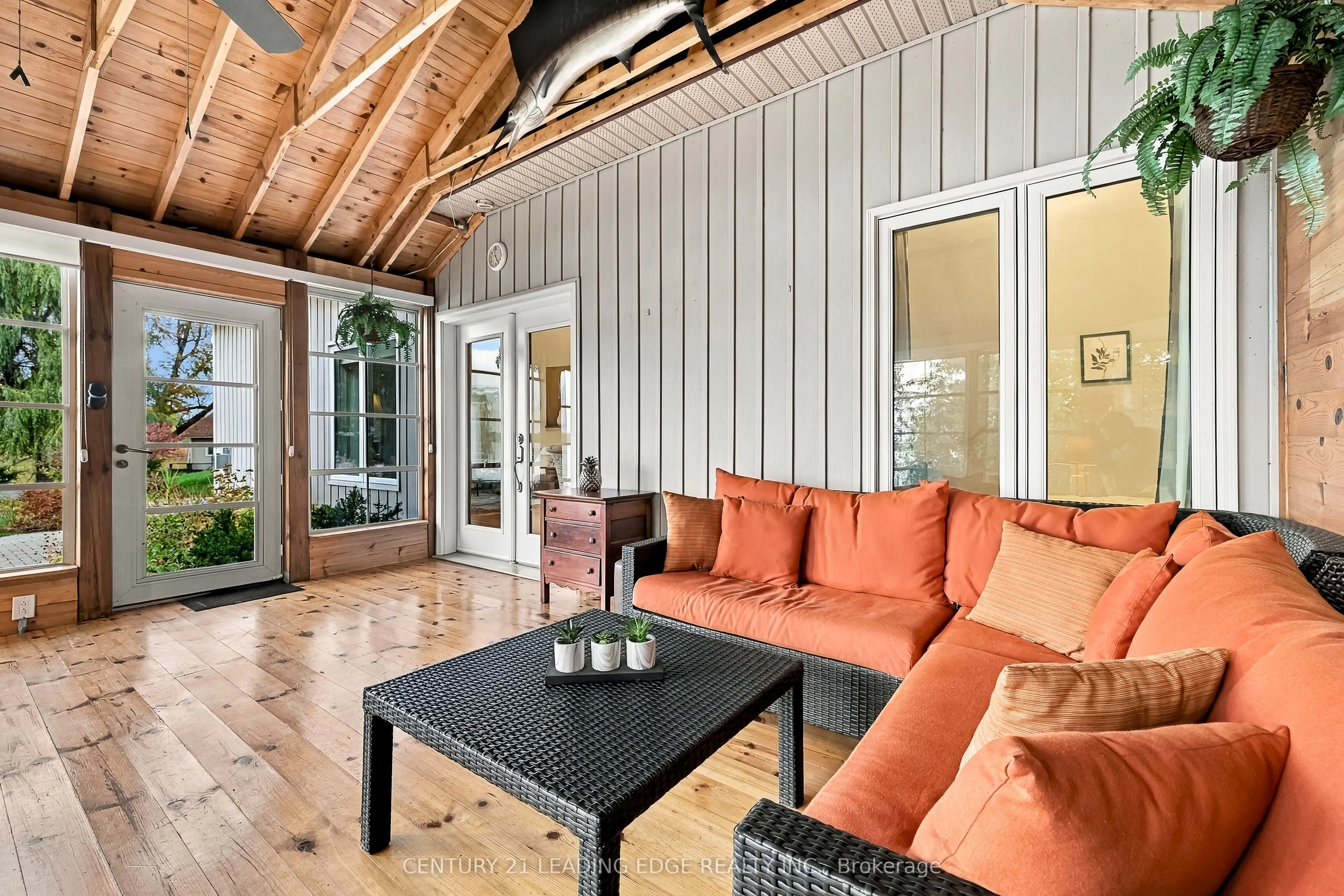 522 View Lake Road