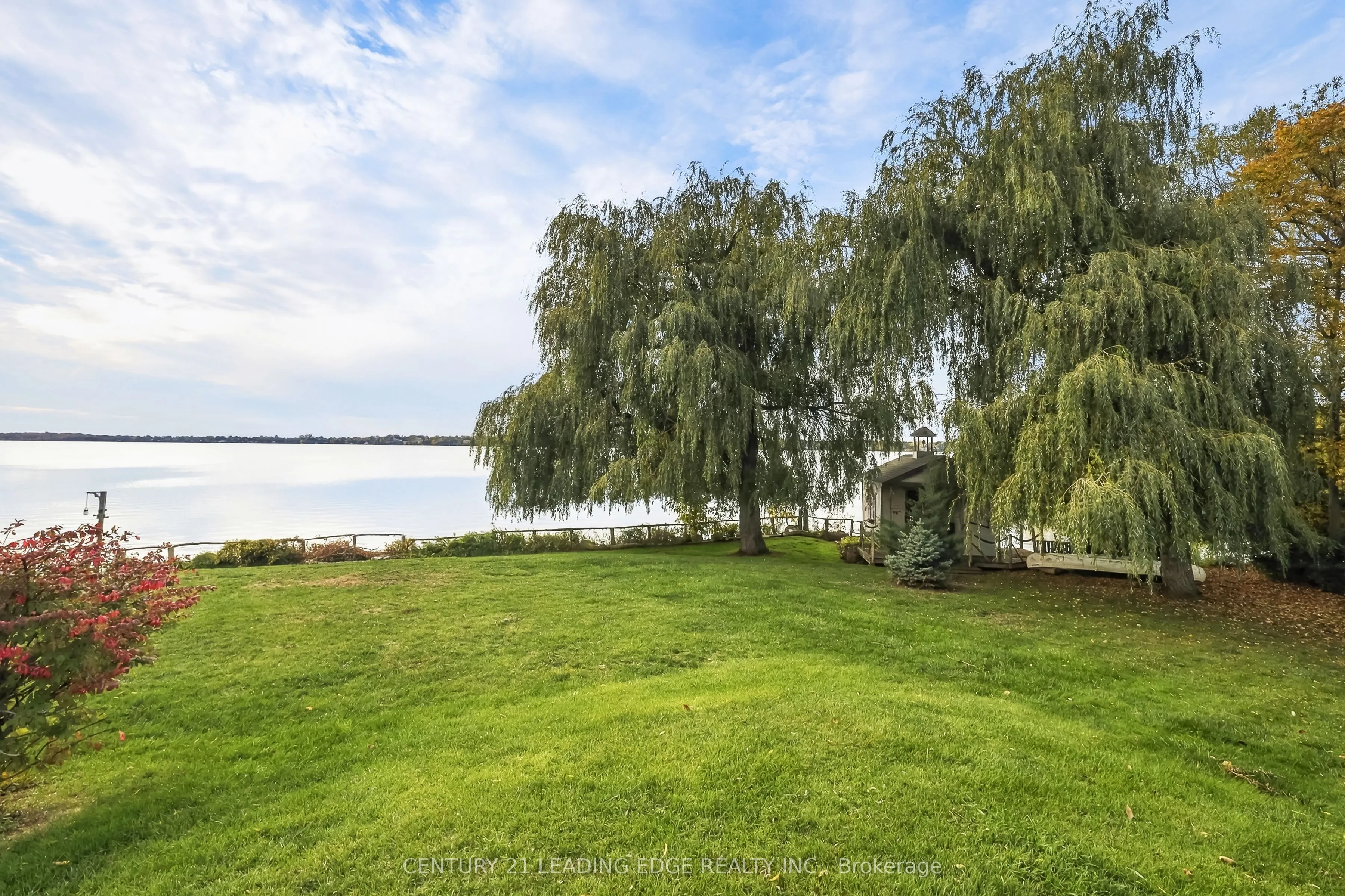 522 View Lake Road