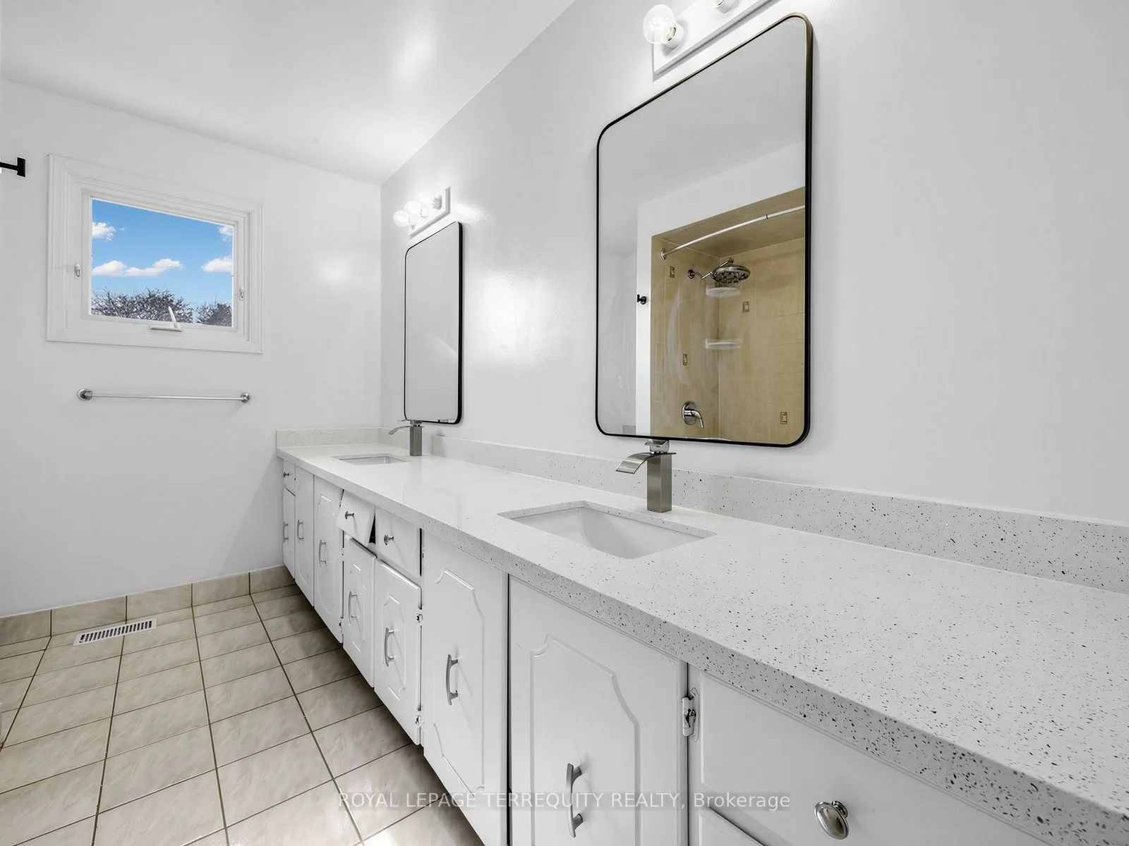 124 Bathgate Drive