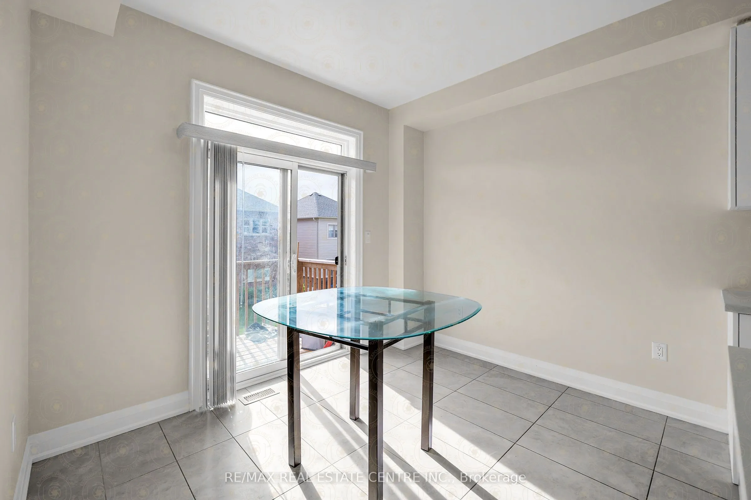 43 Northrop Avenue