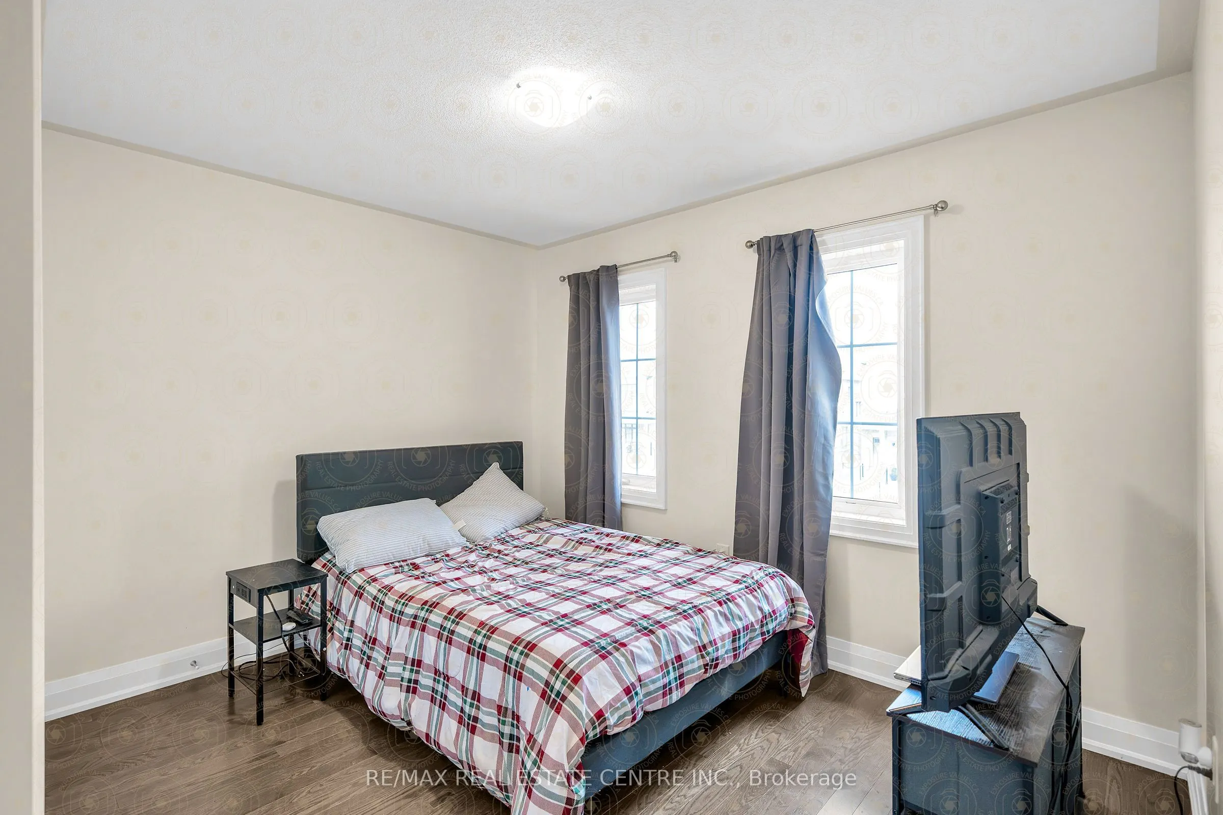 43 Northrop Avenue