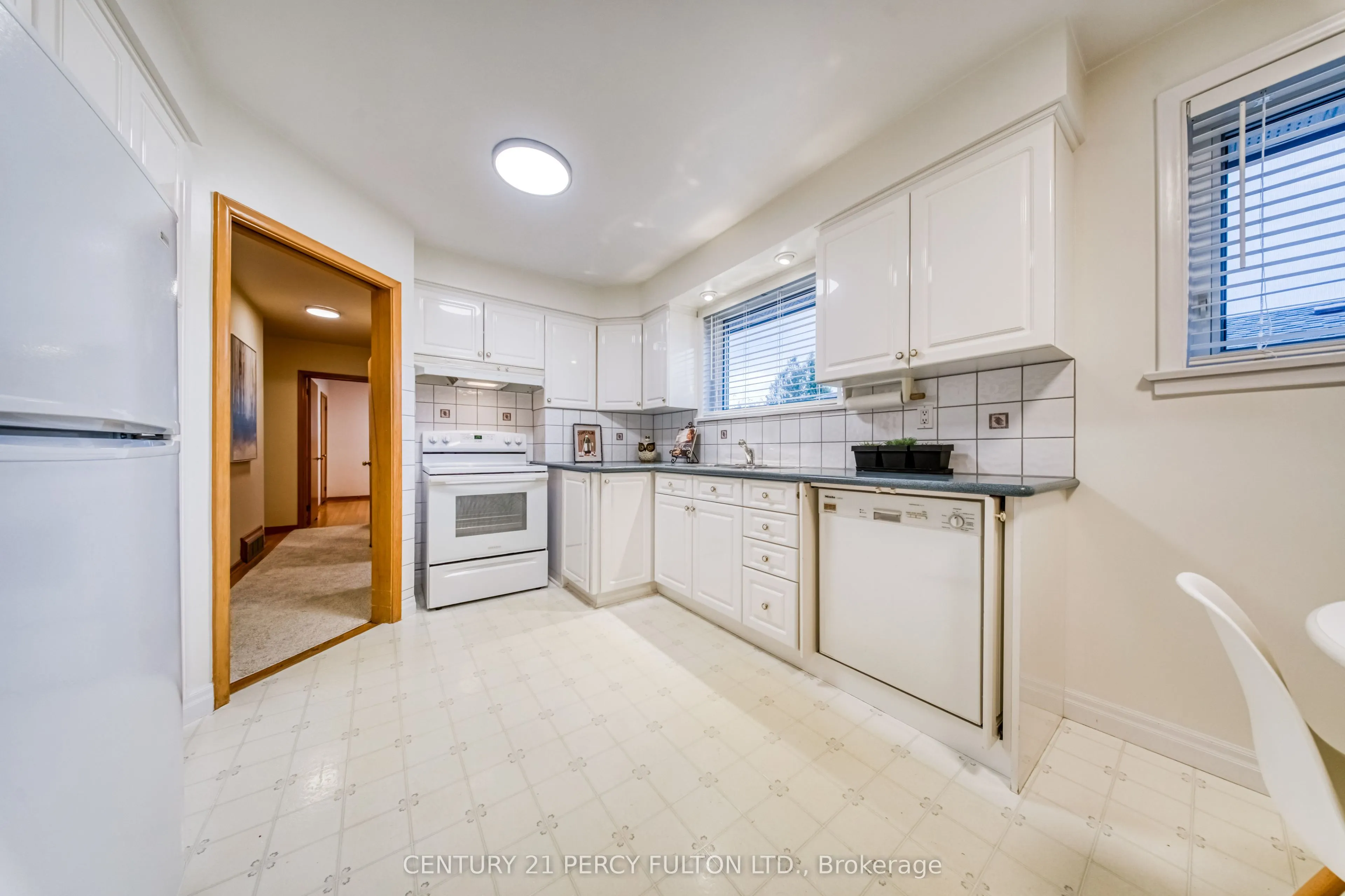 32 Bromton Drive