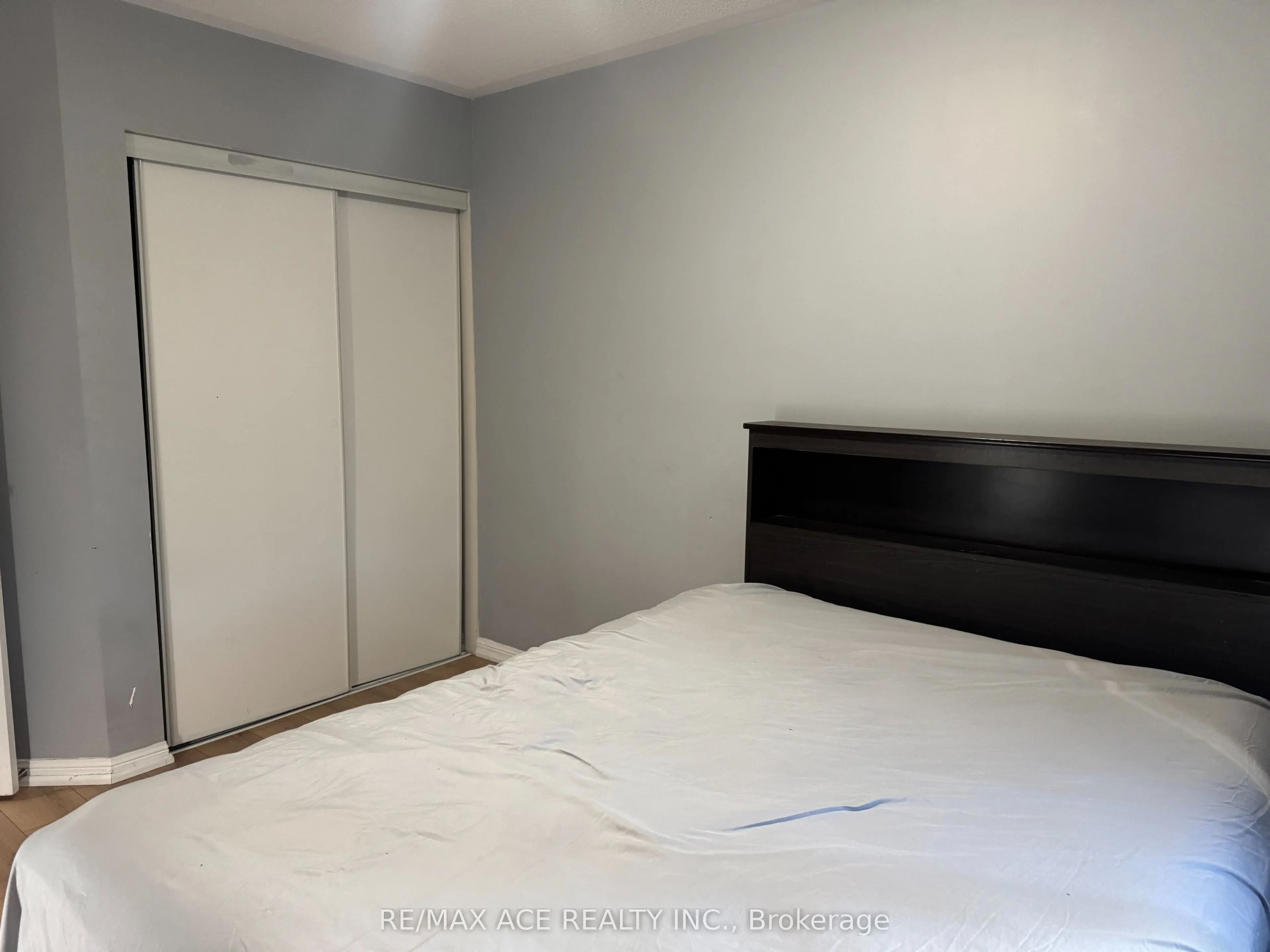 1851 Parkhurst Crescent #Room 1