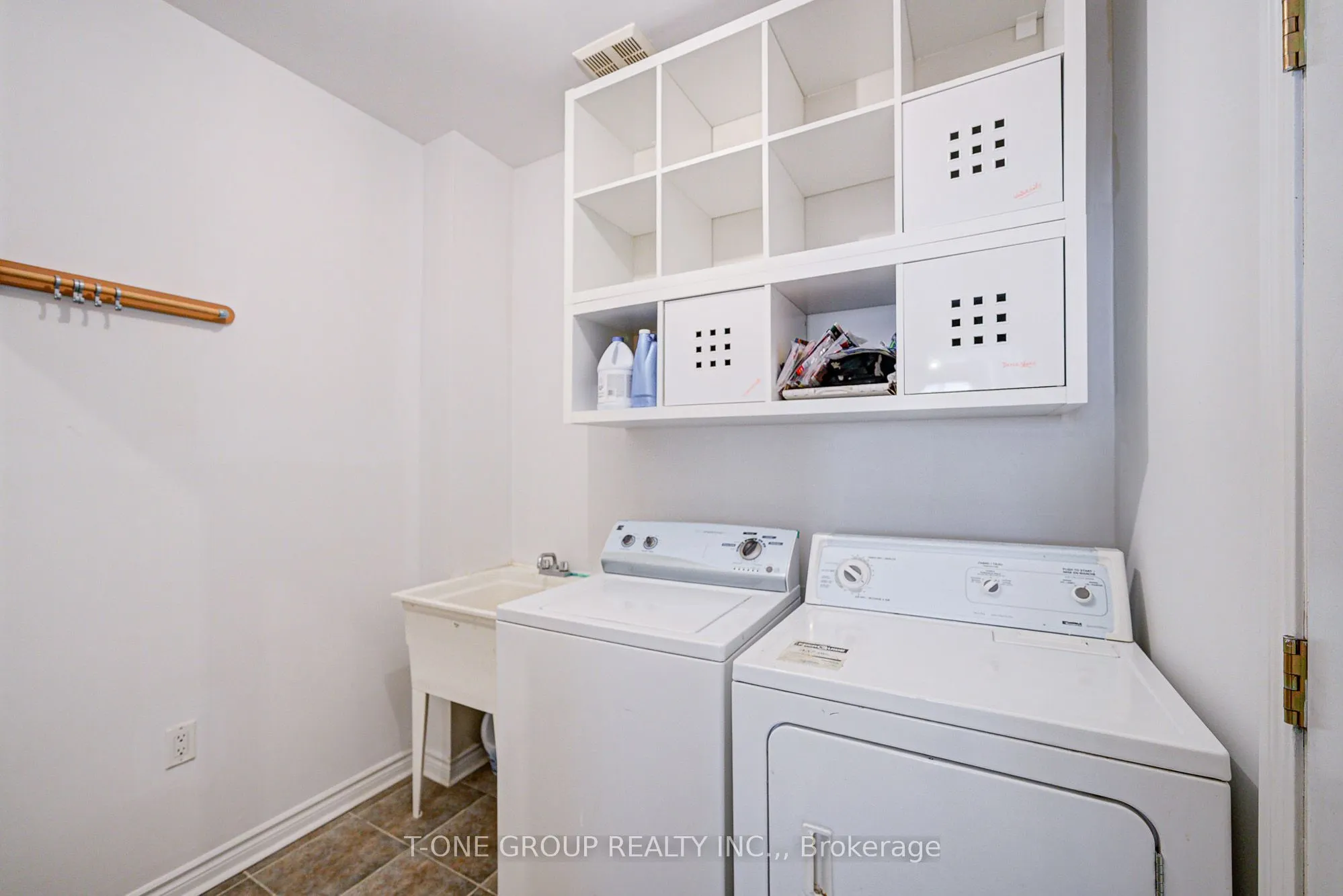 39 Boulderbrook (Primary Rm) Drive