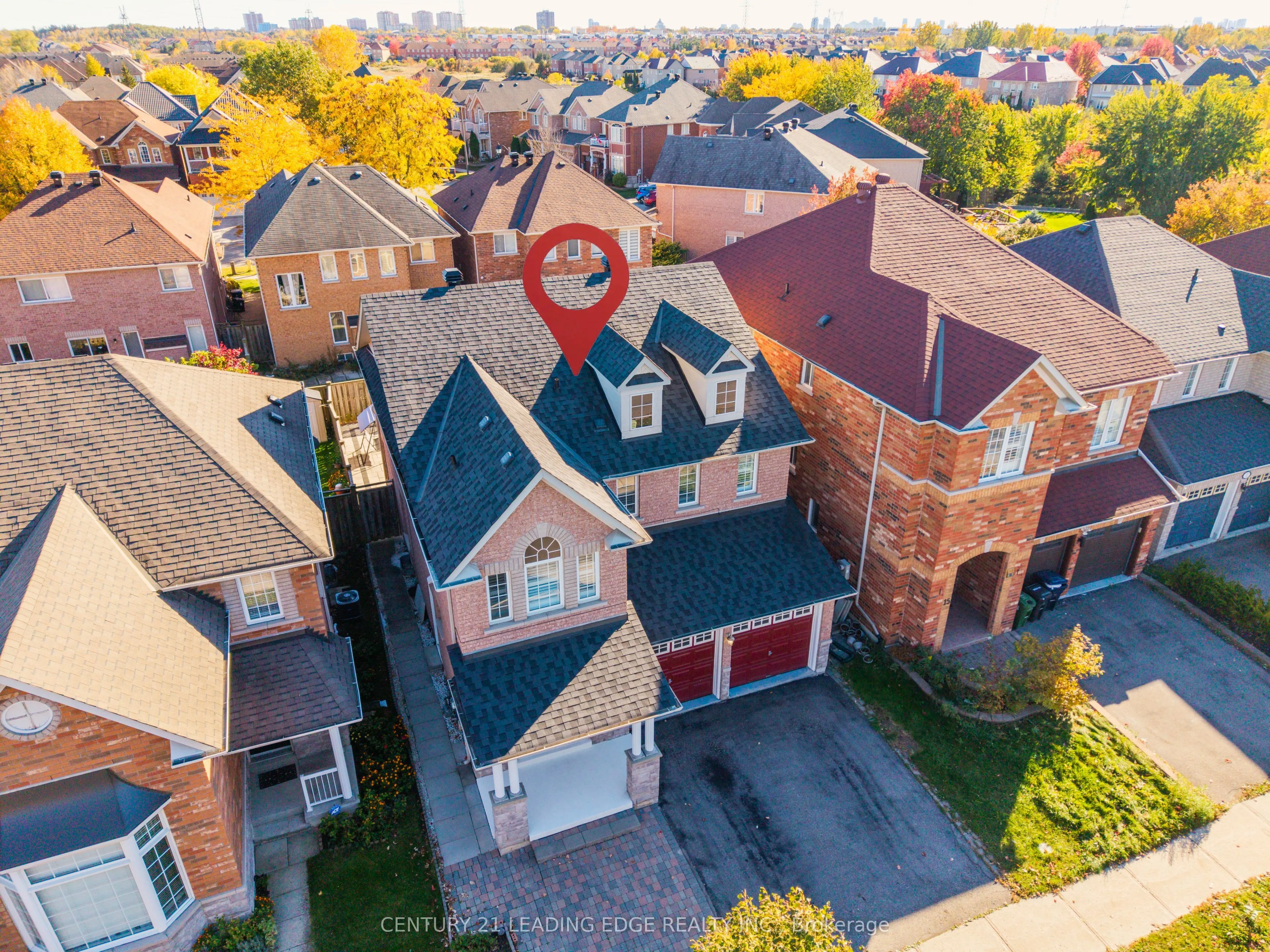 13 Boulderbrook Drive