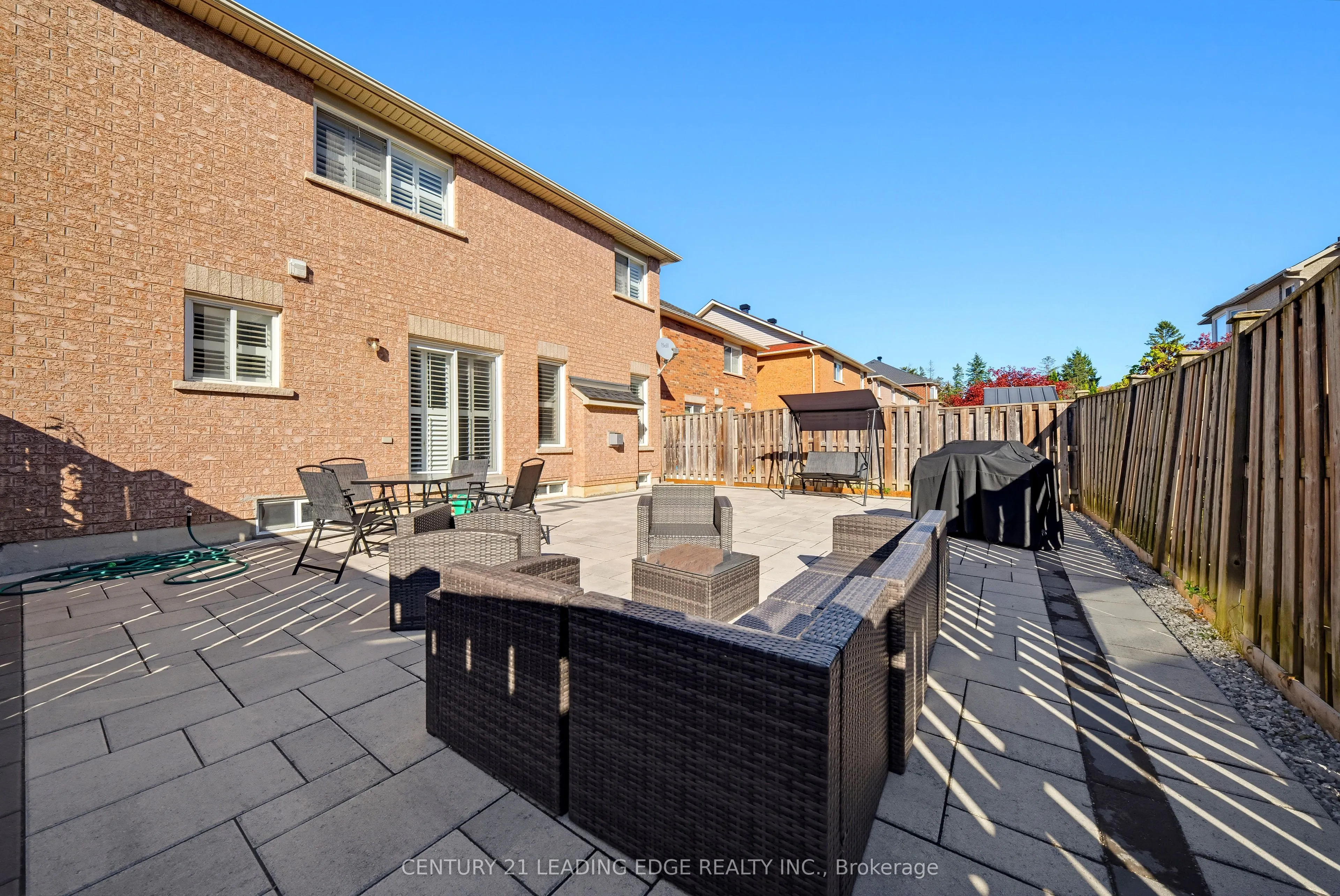 13 Boulderbrook Drive