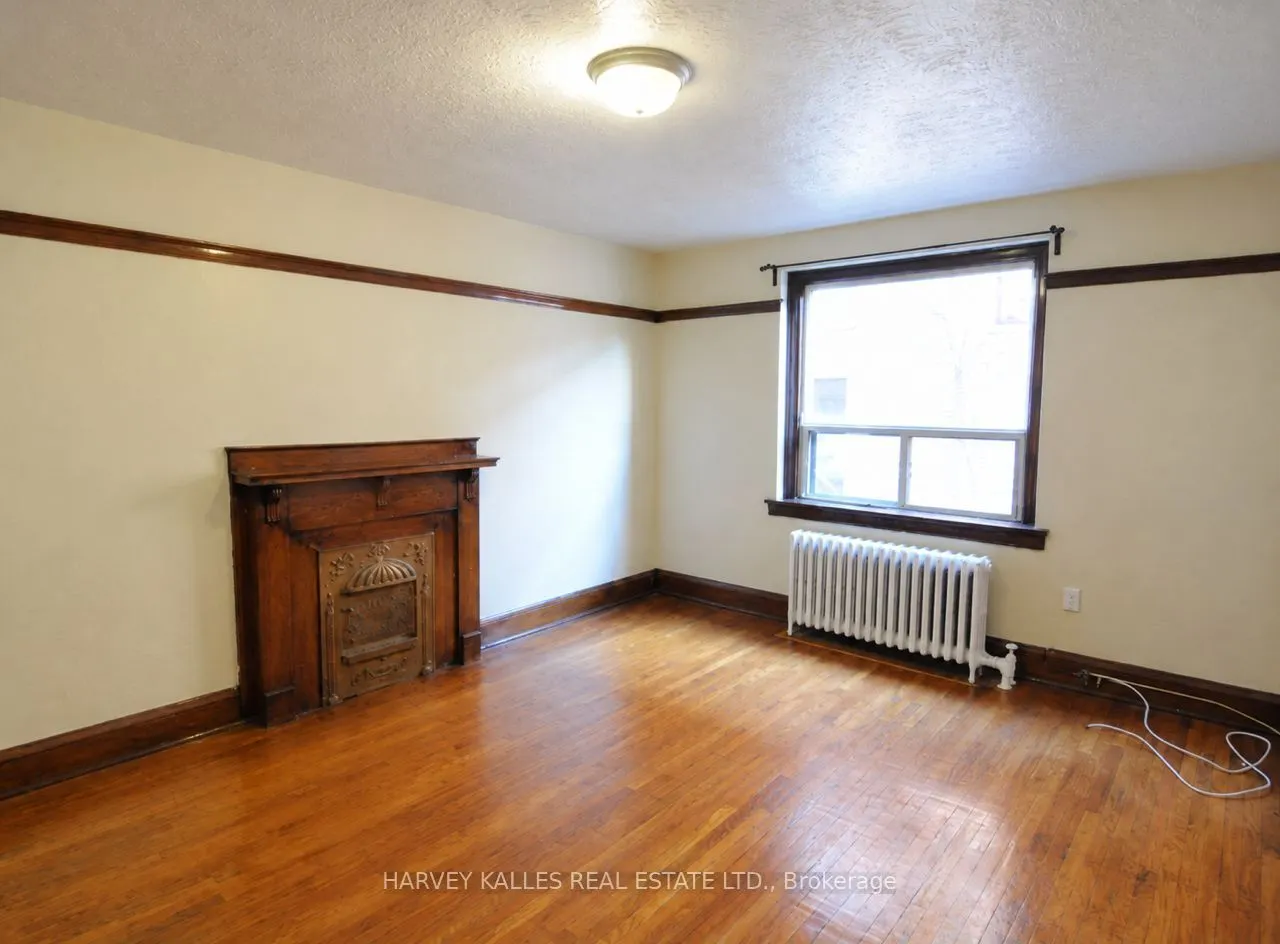 2220 Queen Street E #7