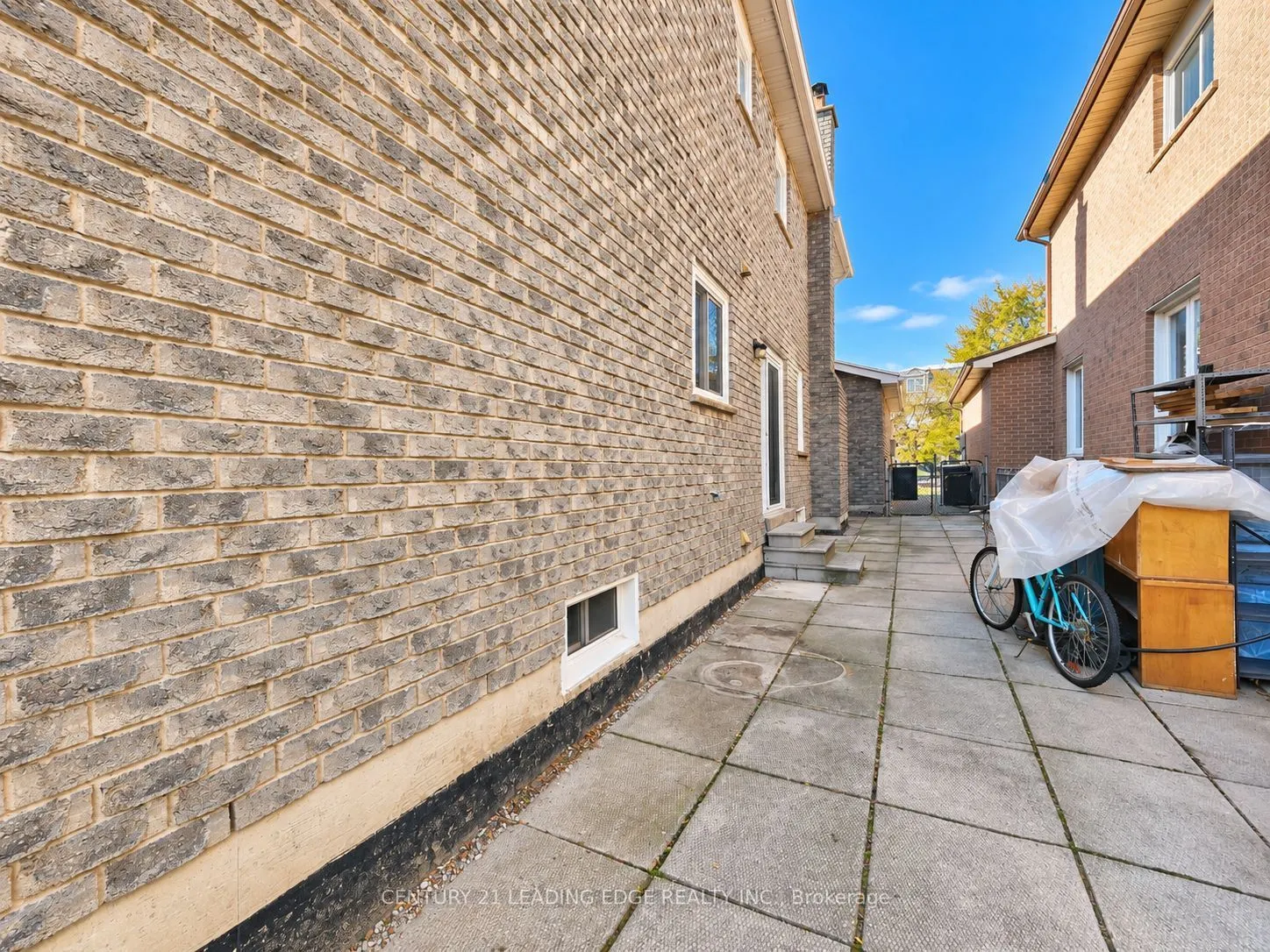 29 Massie Street