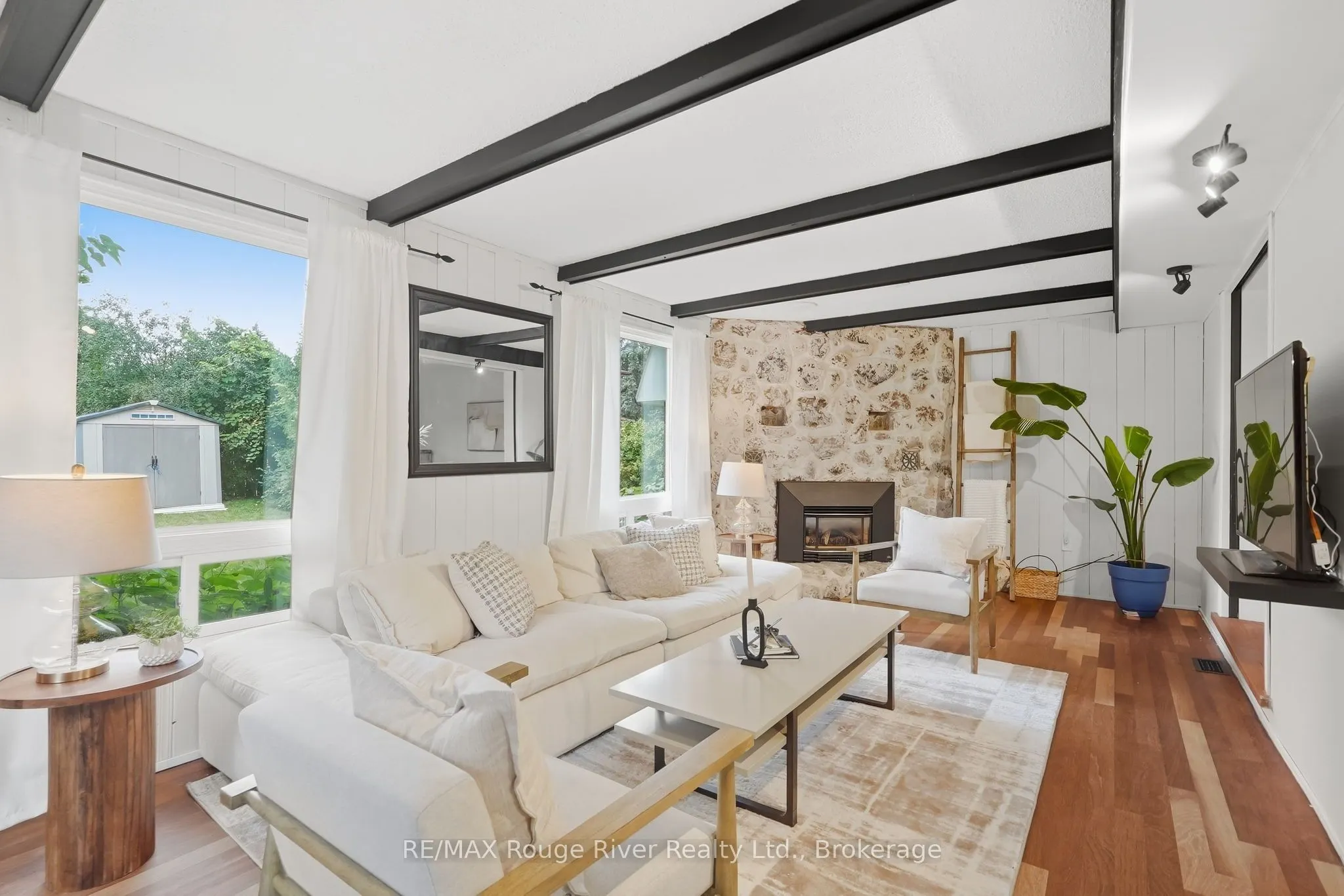313 Lupin Drive