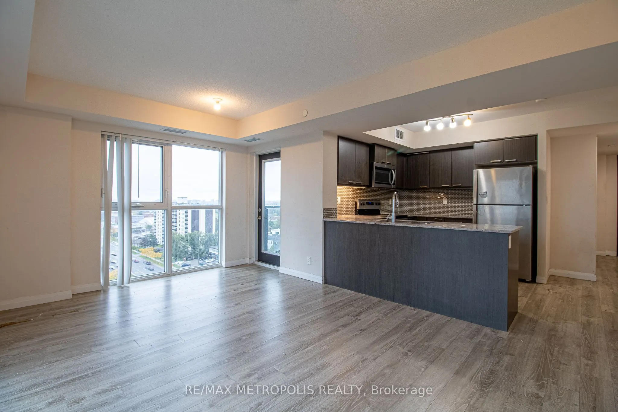 2152 Lawrence Avenue E #1502