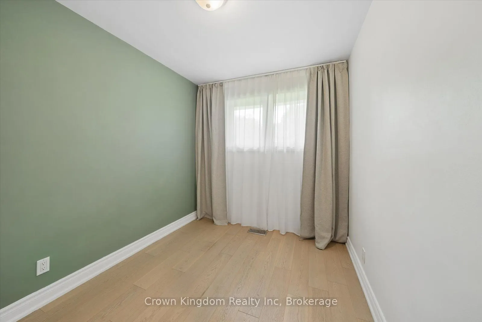 20 Lyncroft Drive #Main