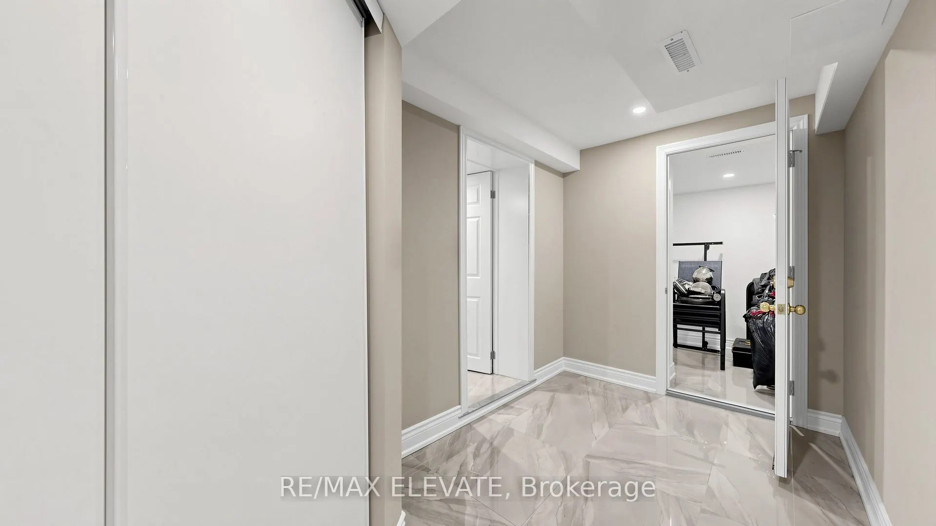 1158 Ravenscroft Road