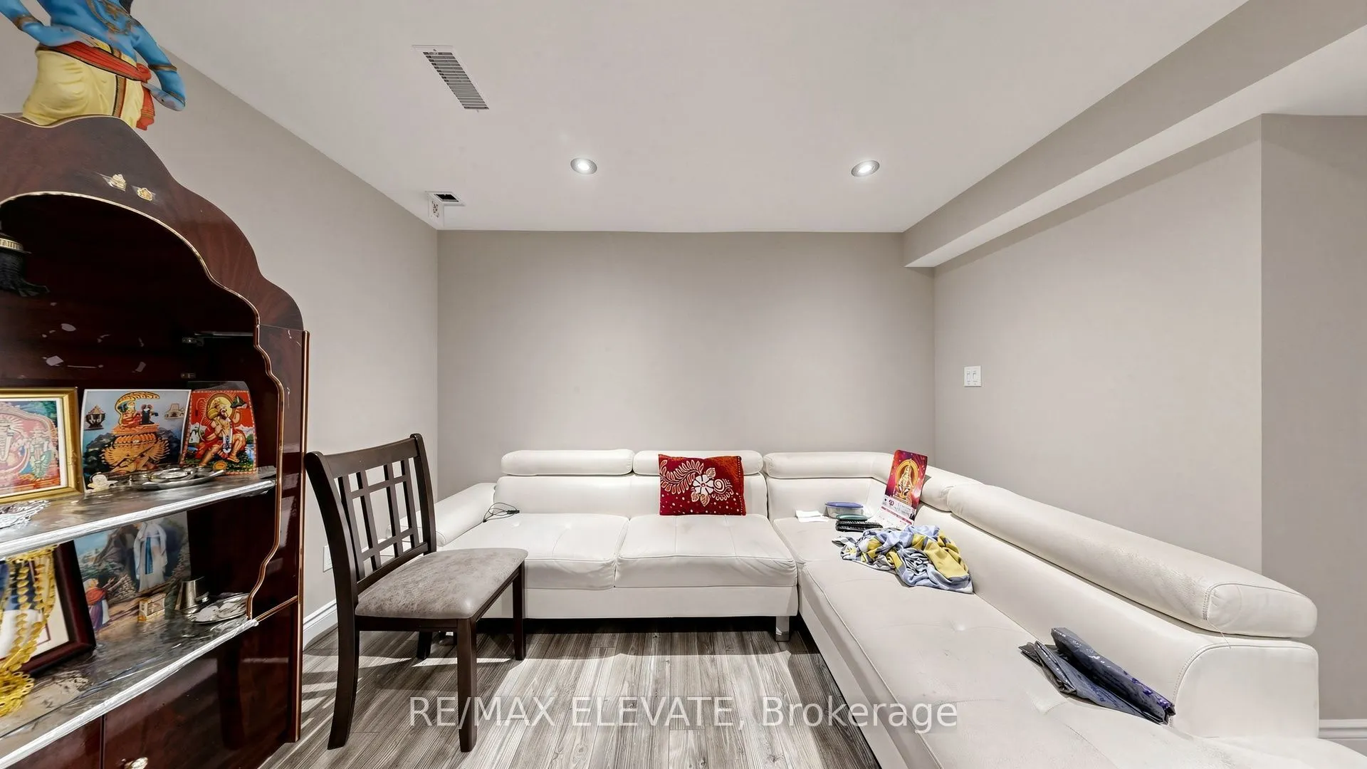 1158 Ravenscroft Road
