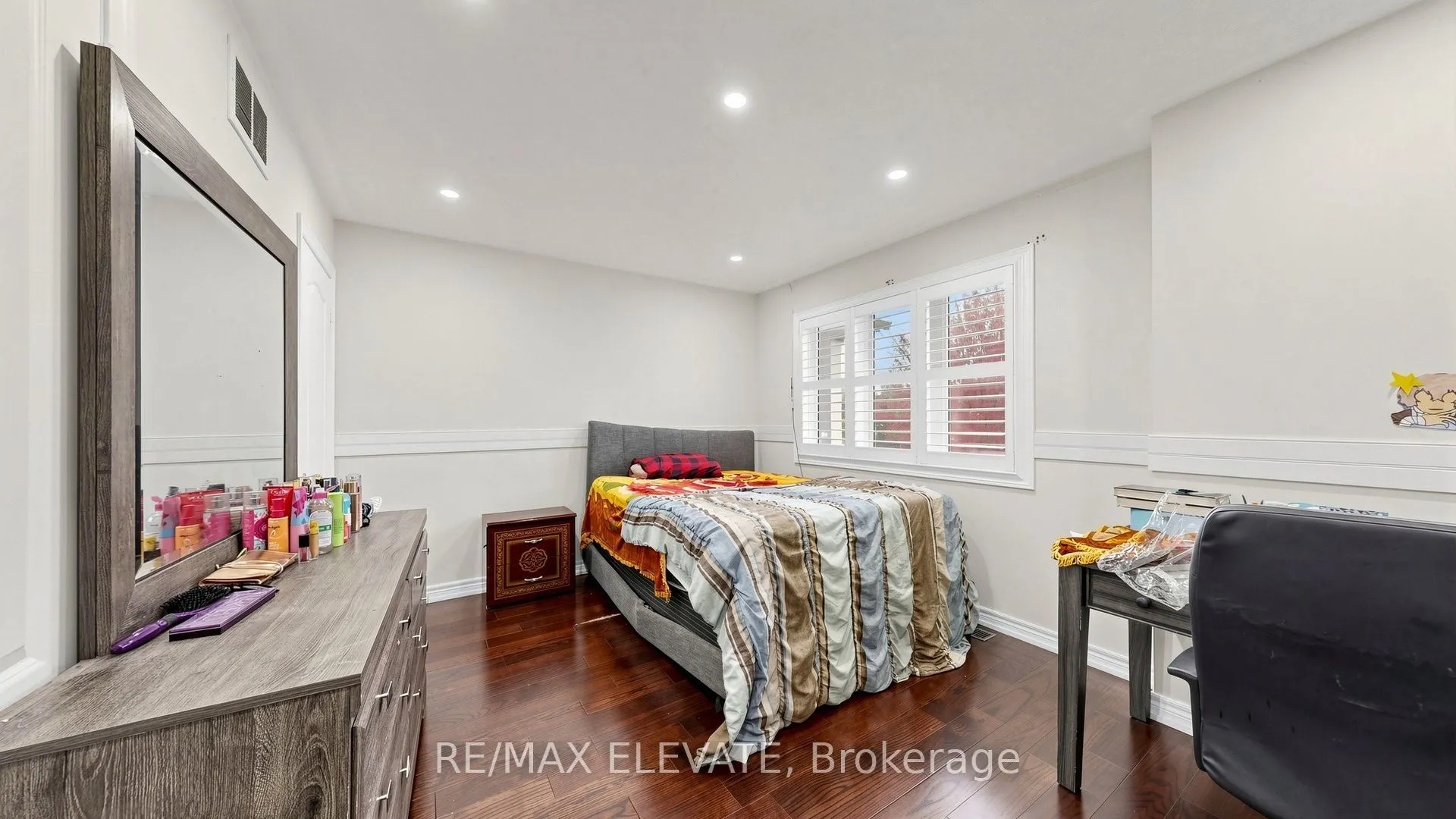 1158 Ravenscroft Road