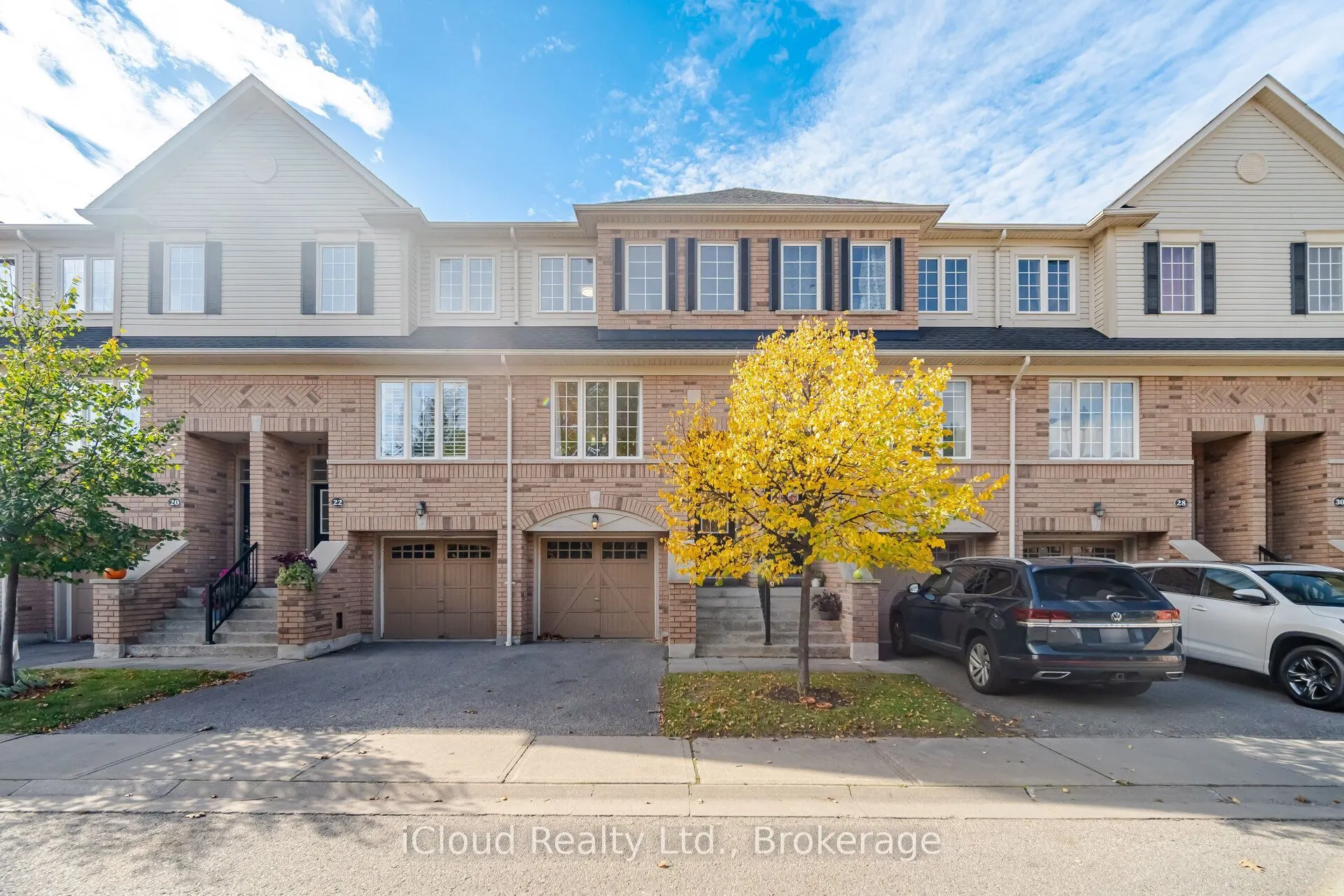 24 Oakins Lane #24