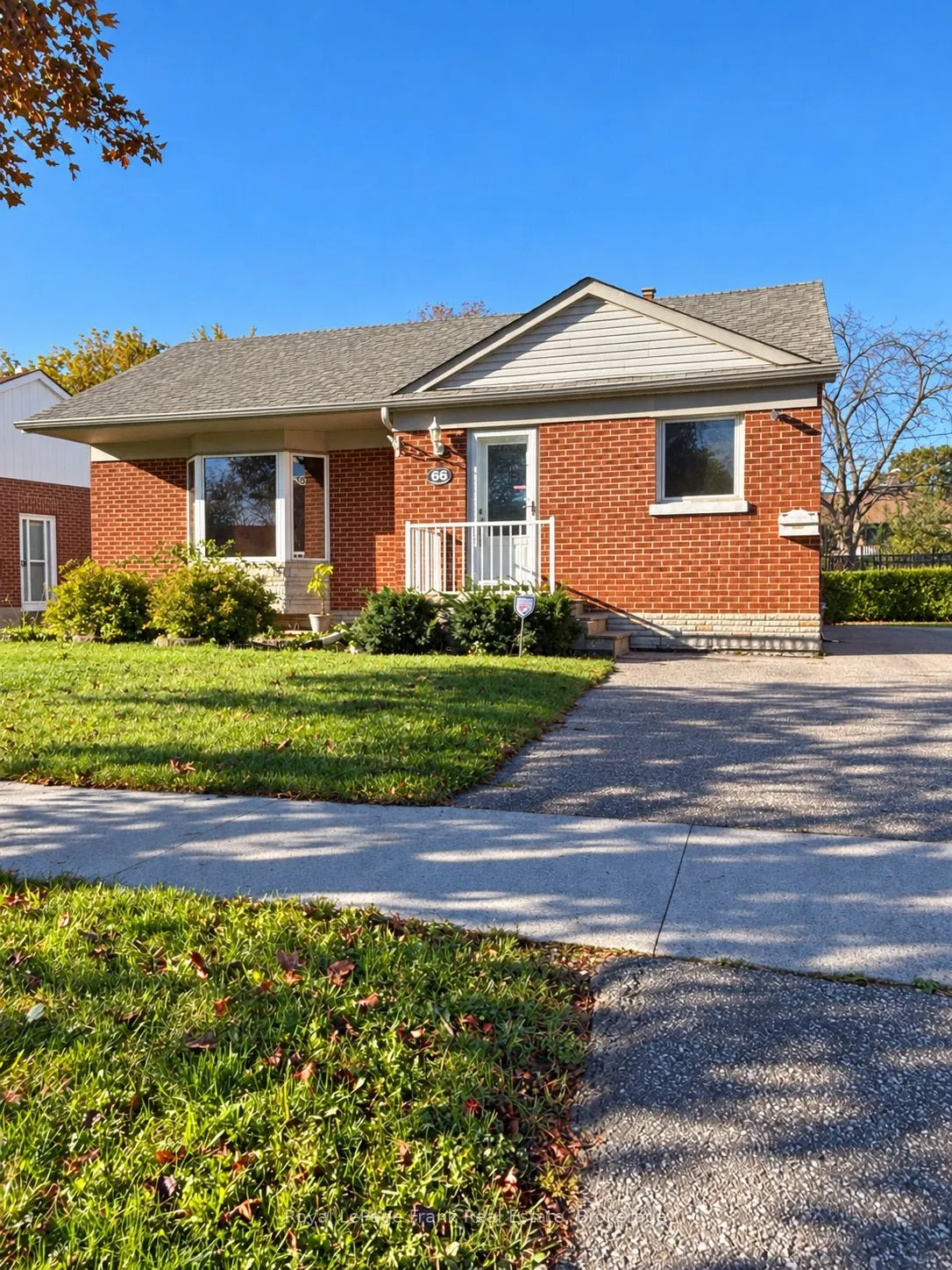 66 Admiral Road