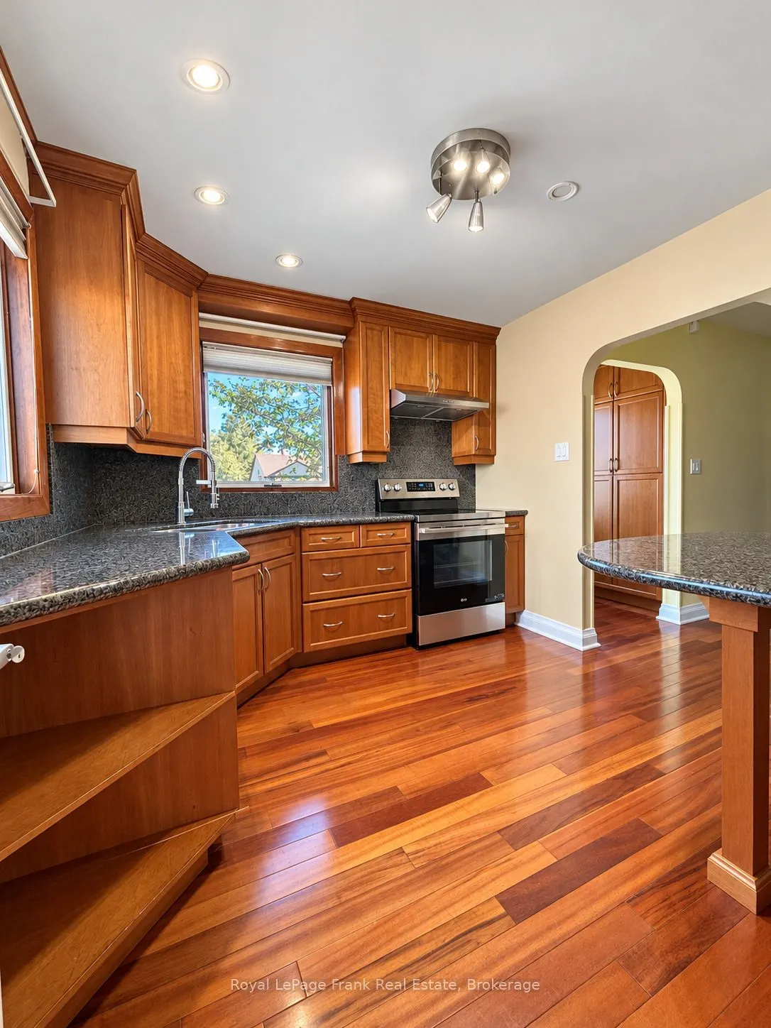 66 Admiral Road
