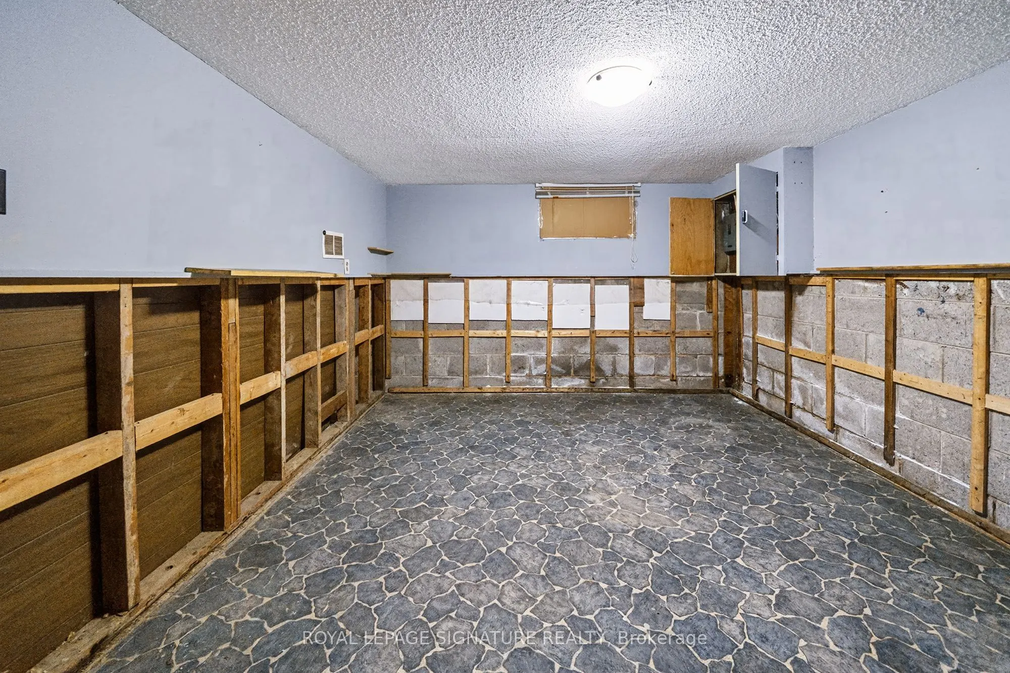 120 & 122 Earlton Road