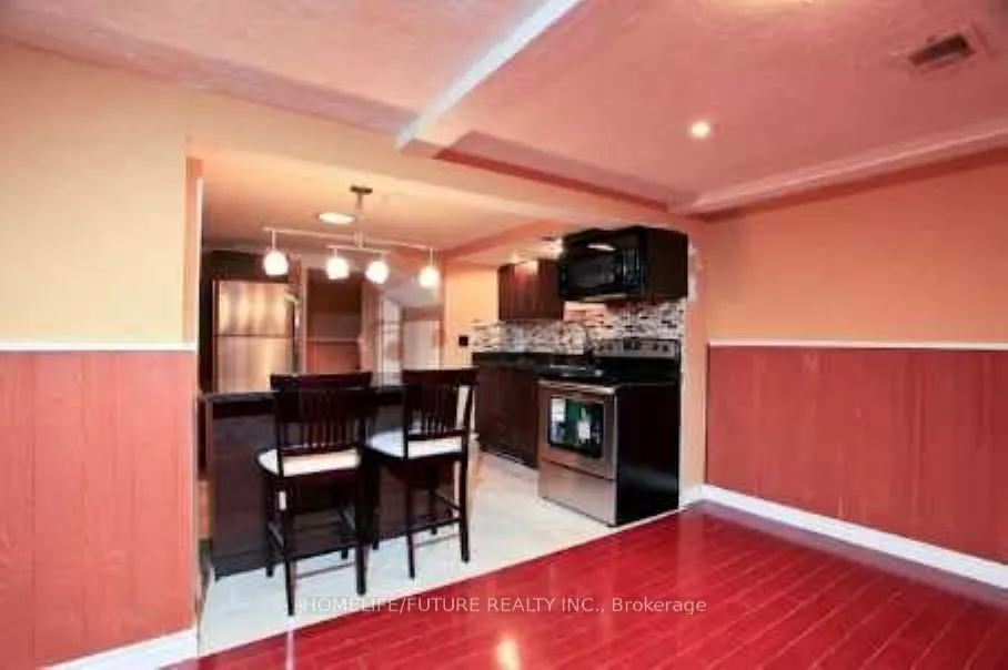 916 Danforth Road #Main