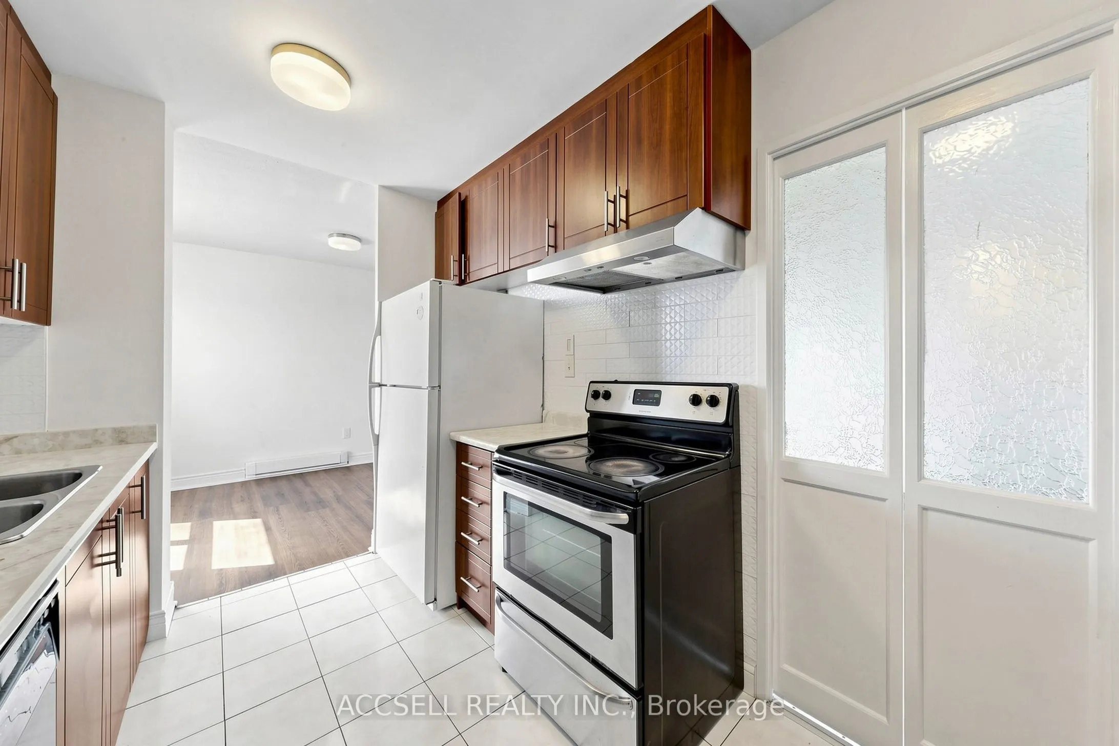 855 Kennedy Road #901