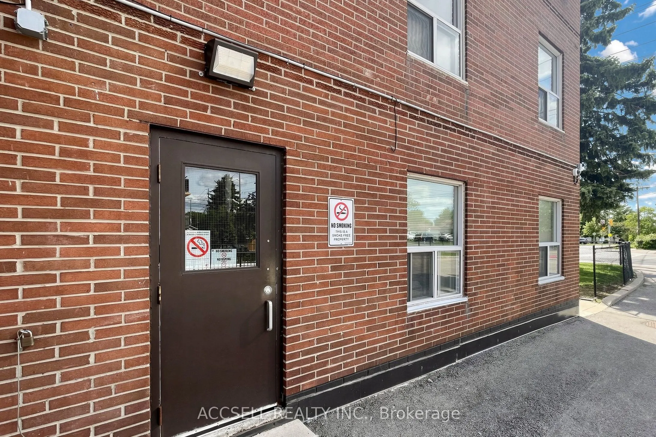 855 Kennedy Road #901