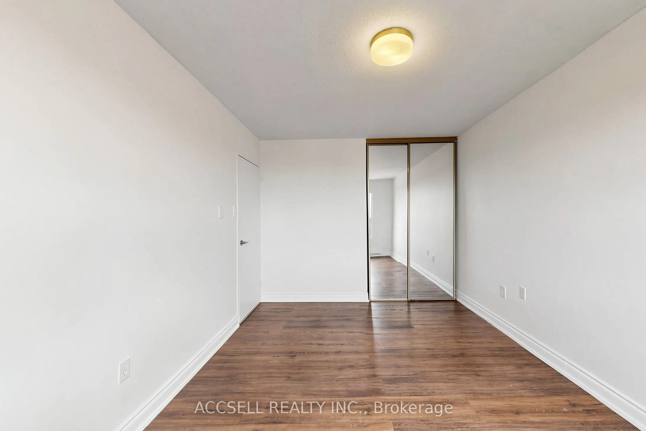 855 Kennedy Road #901
