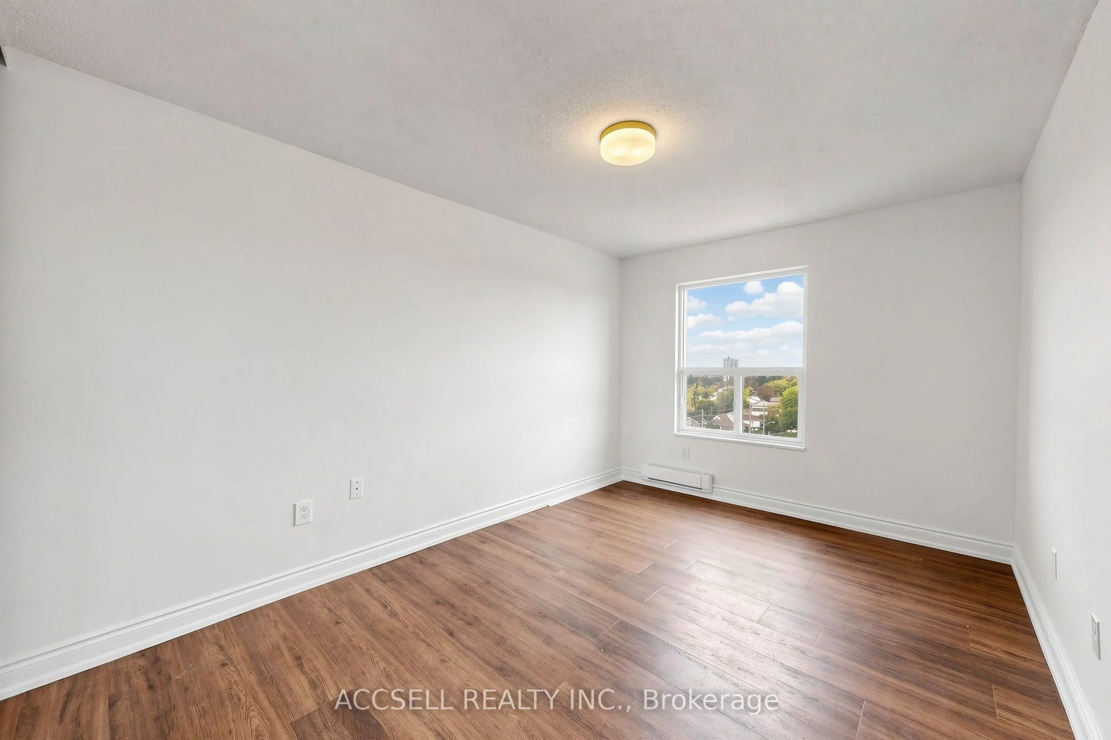 855 Kennedy Road #901