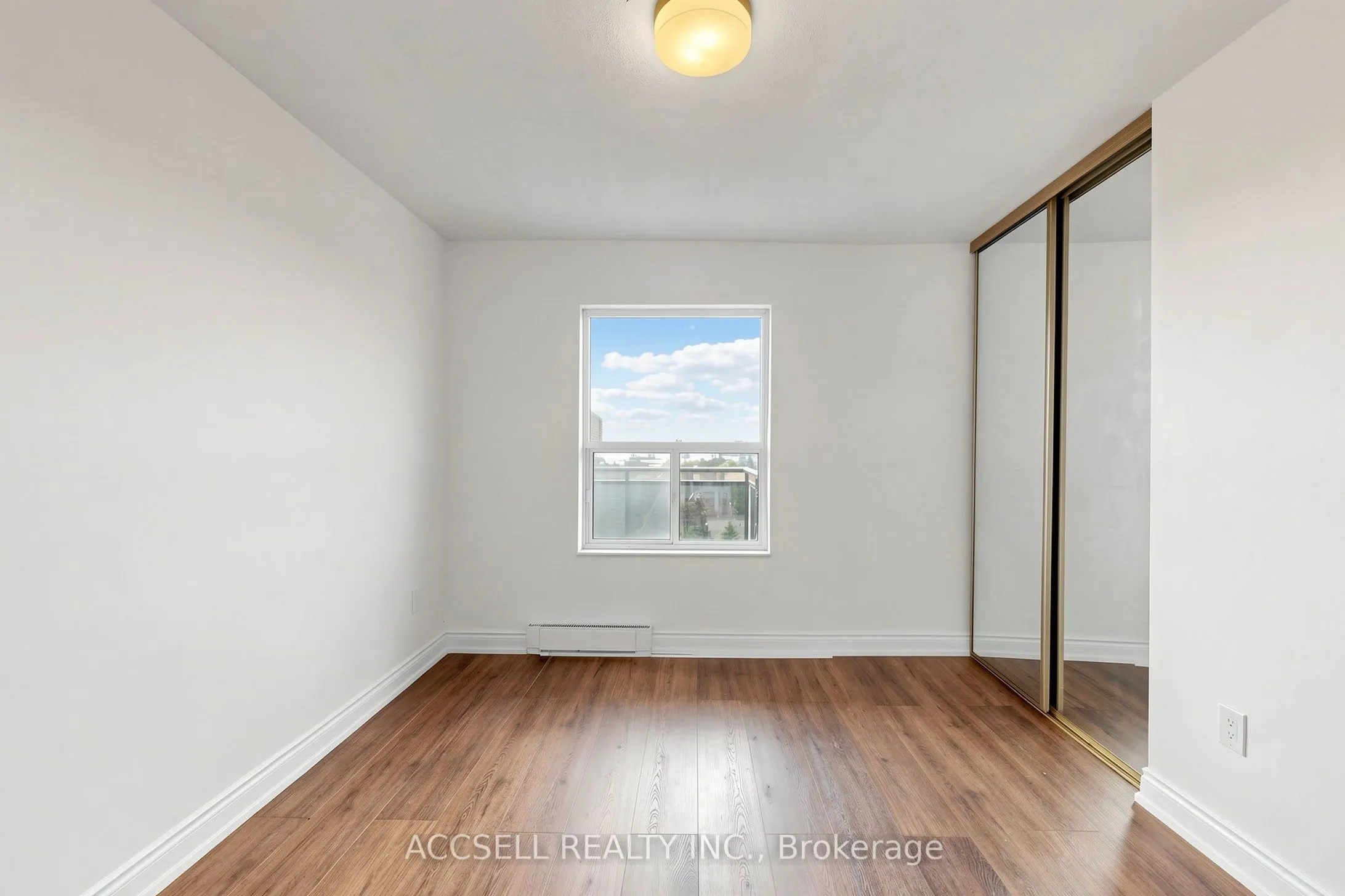 855 Kennedy Road #901