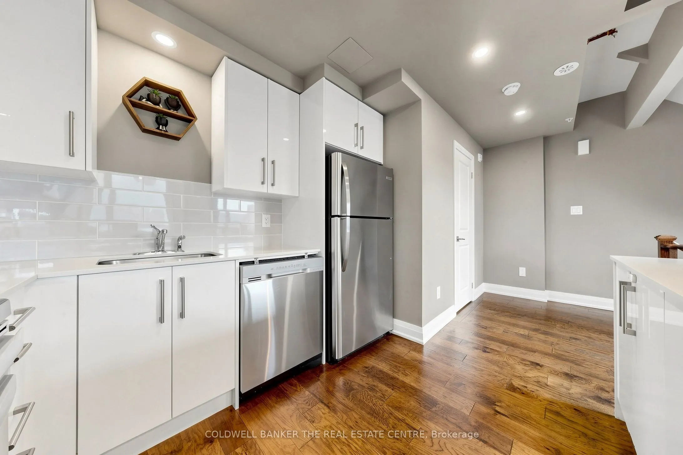 1870 Altona Road ##36