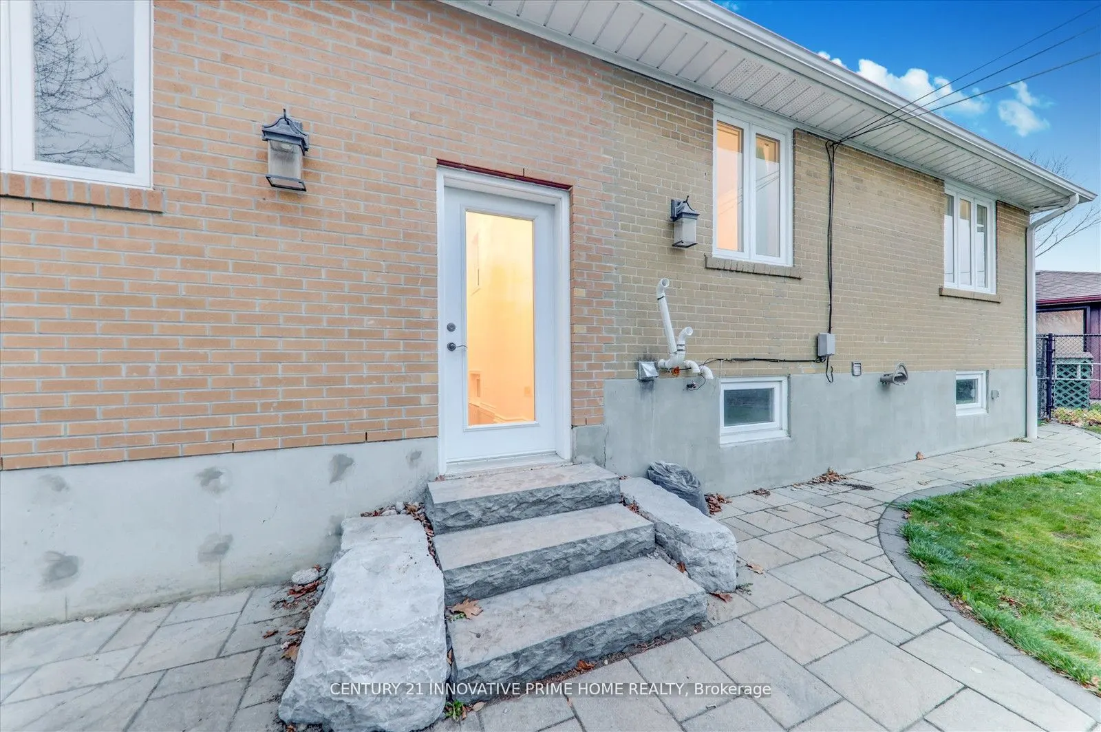 10 Gable Place