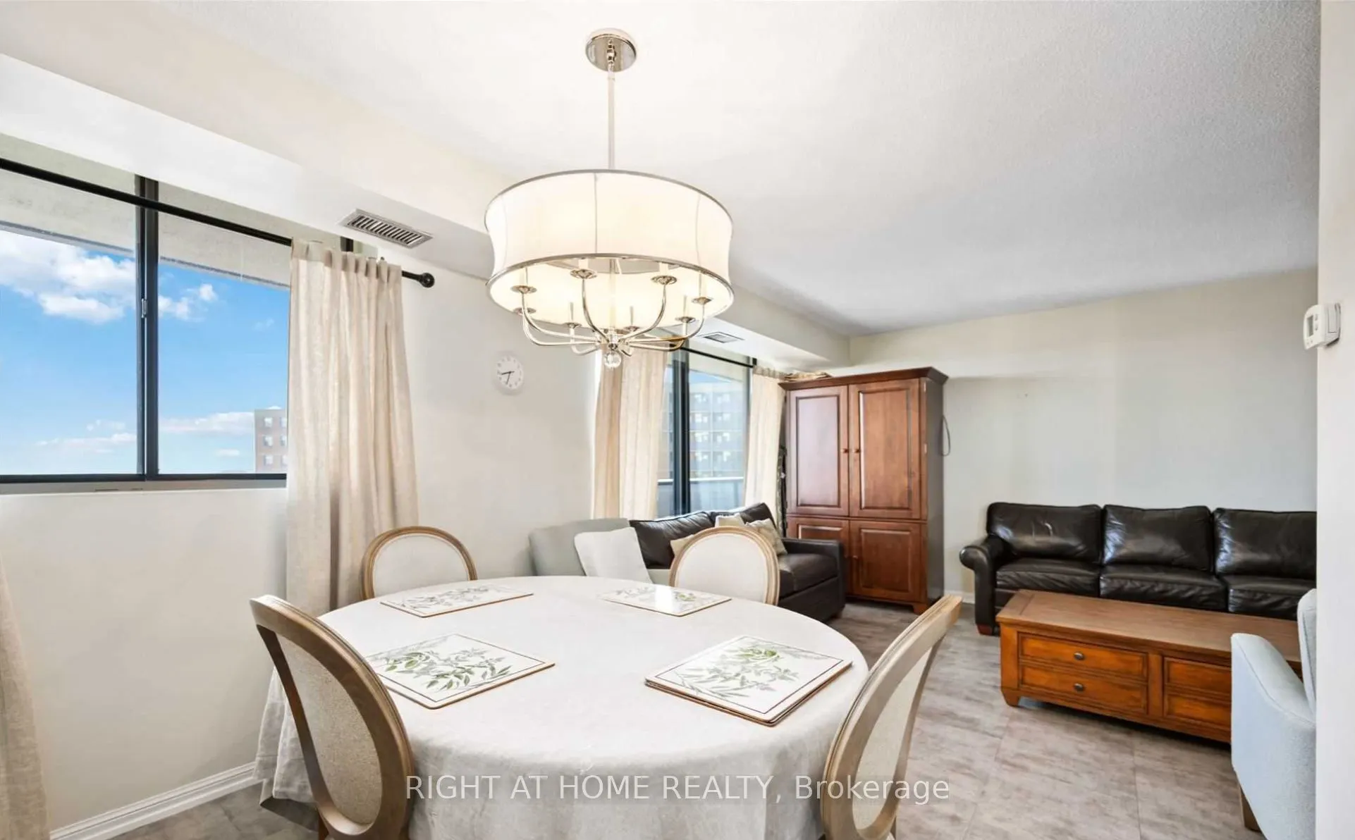 757 Victoria Park Avenue E #1404