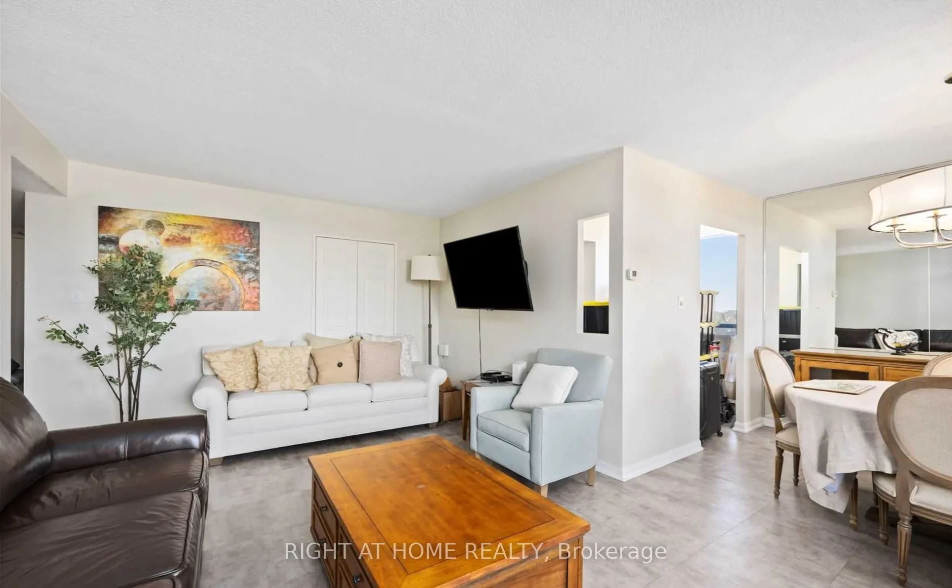 757 Victoria Park Avenue E #1404