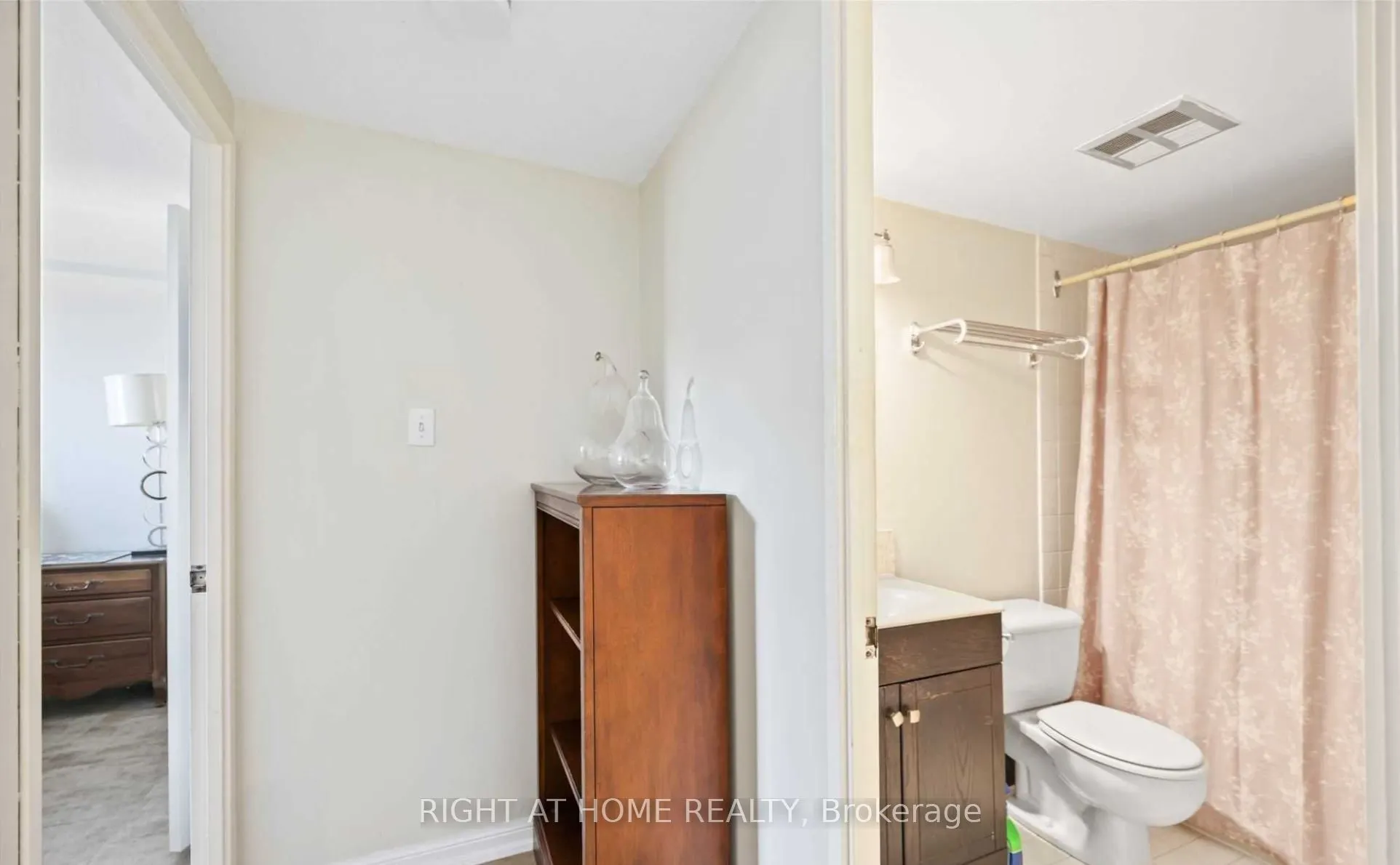 757 Victoria Park Avenue E #1404