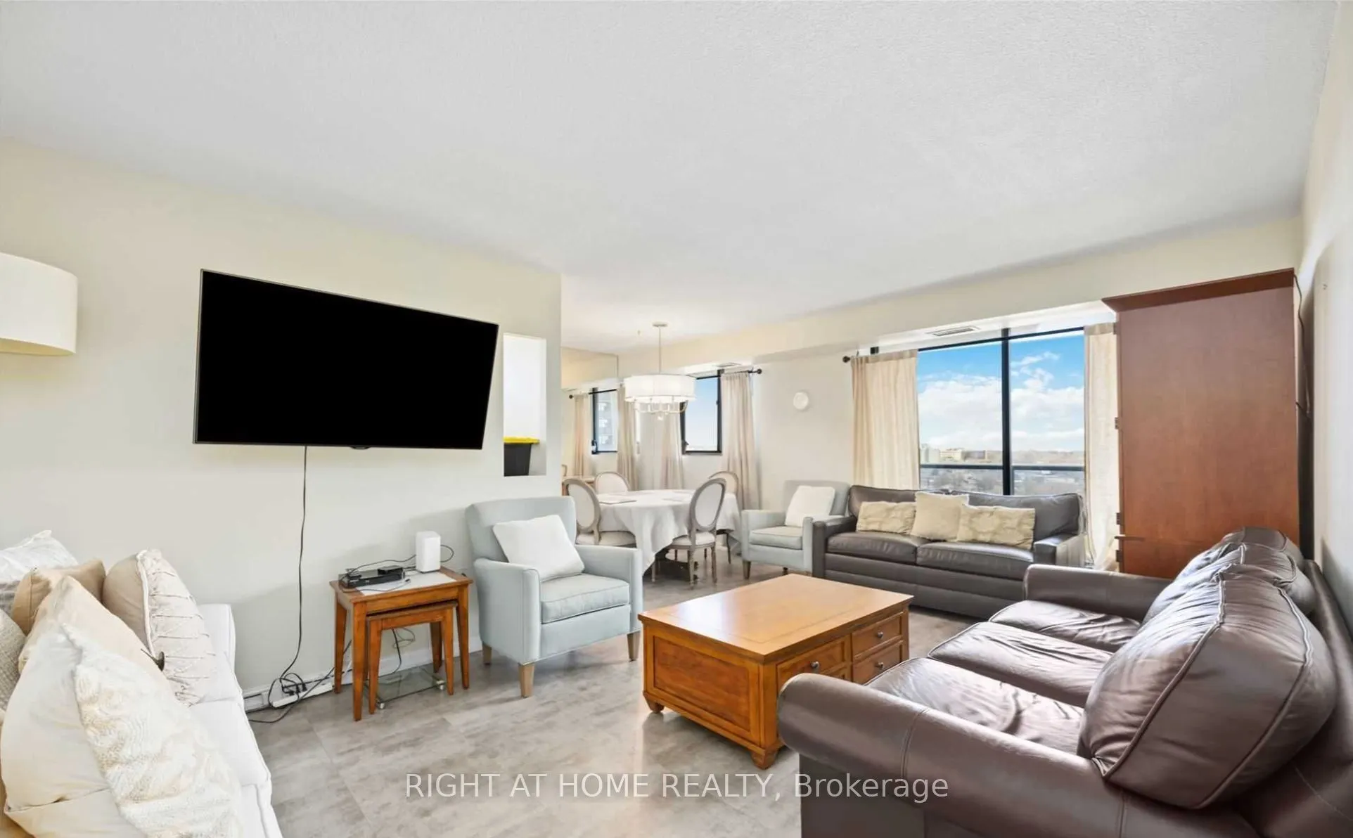 757 Victoria Park Avenue E #1404