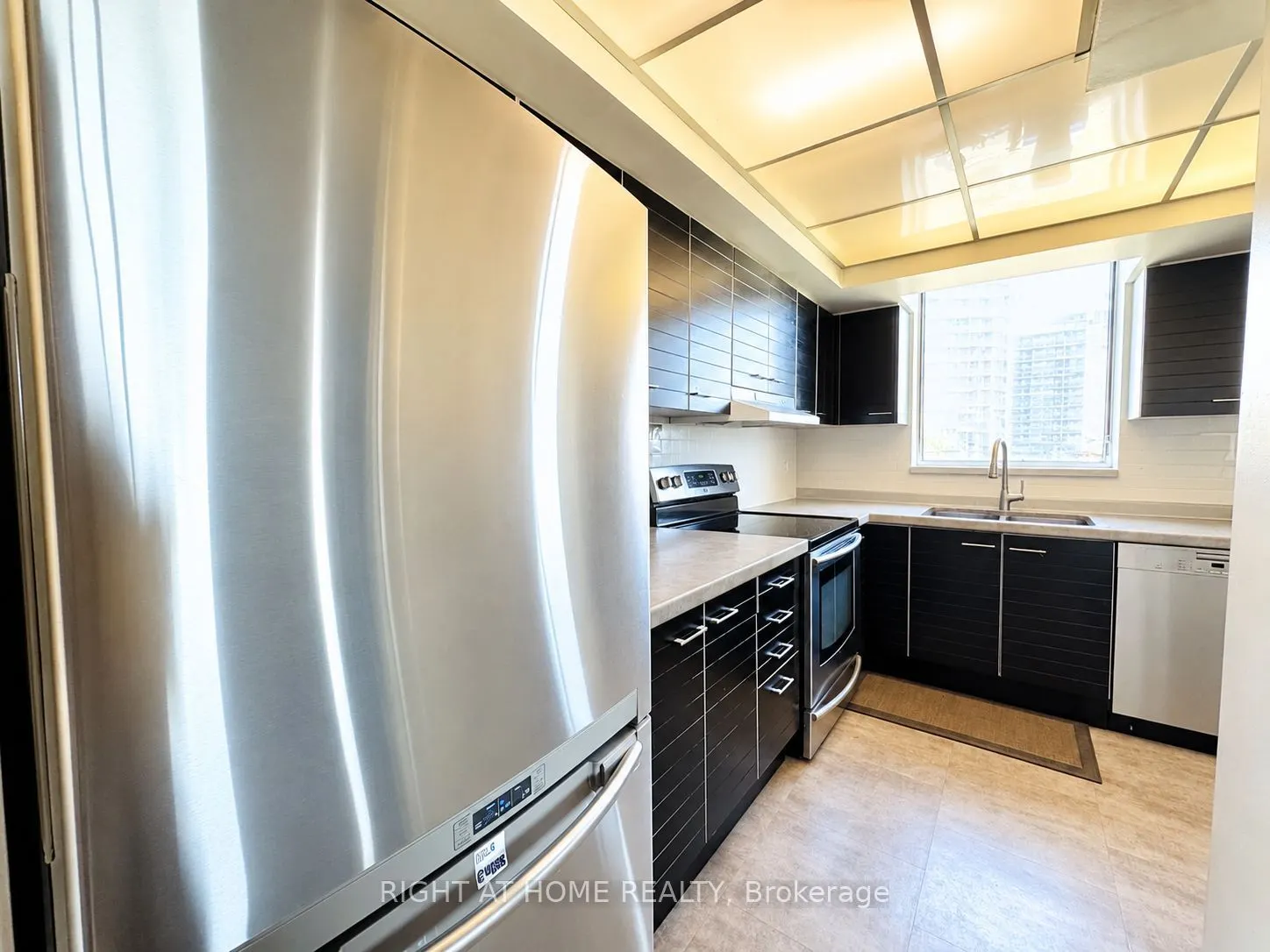 757 Victoria Park Avenue E #1404