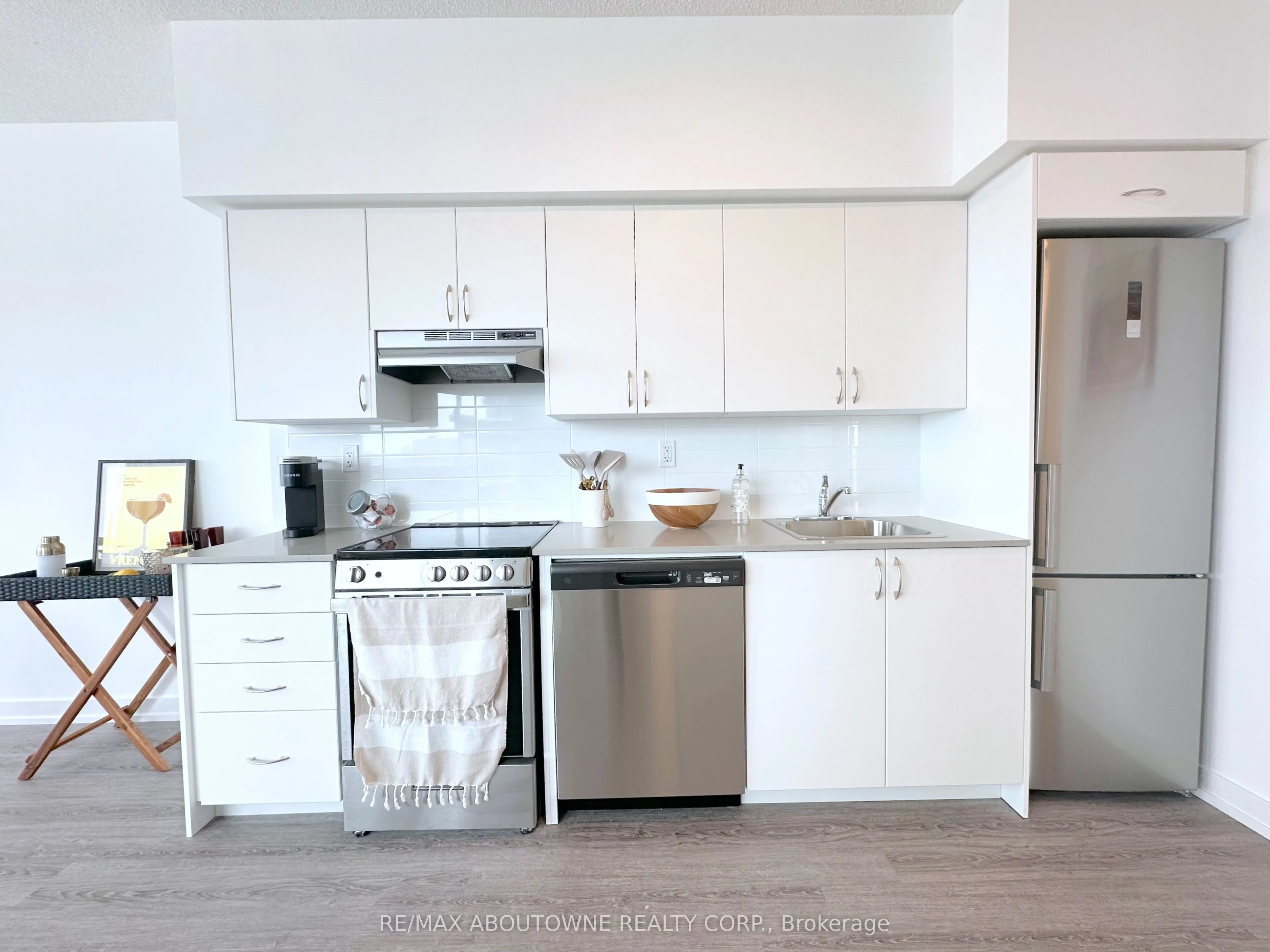 25 Kitney Drive #208