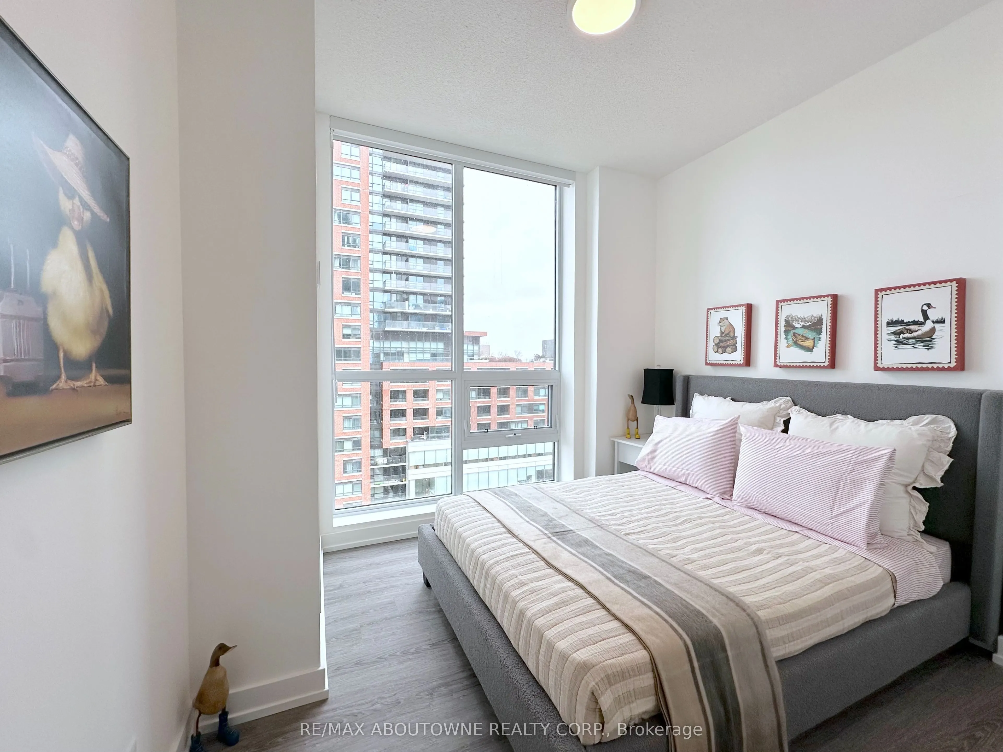25 Kitney Drive #207