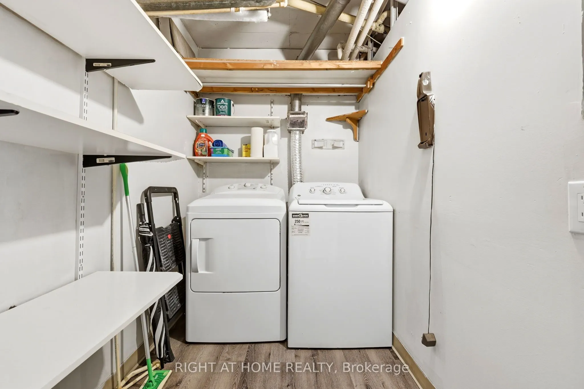4727 Sheppard Avenue E #816