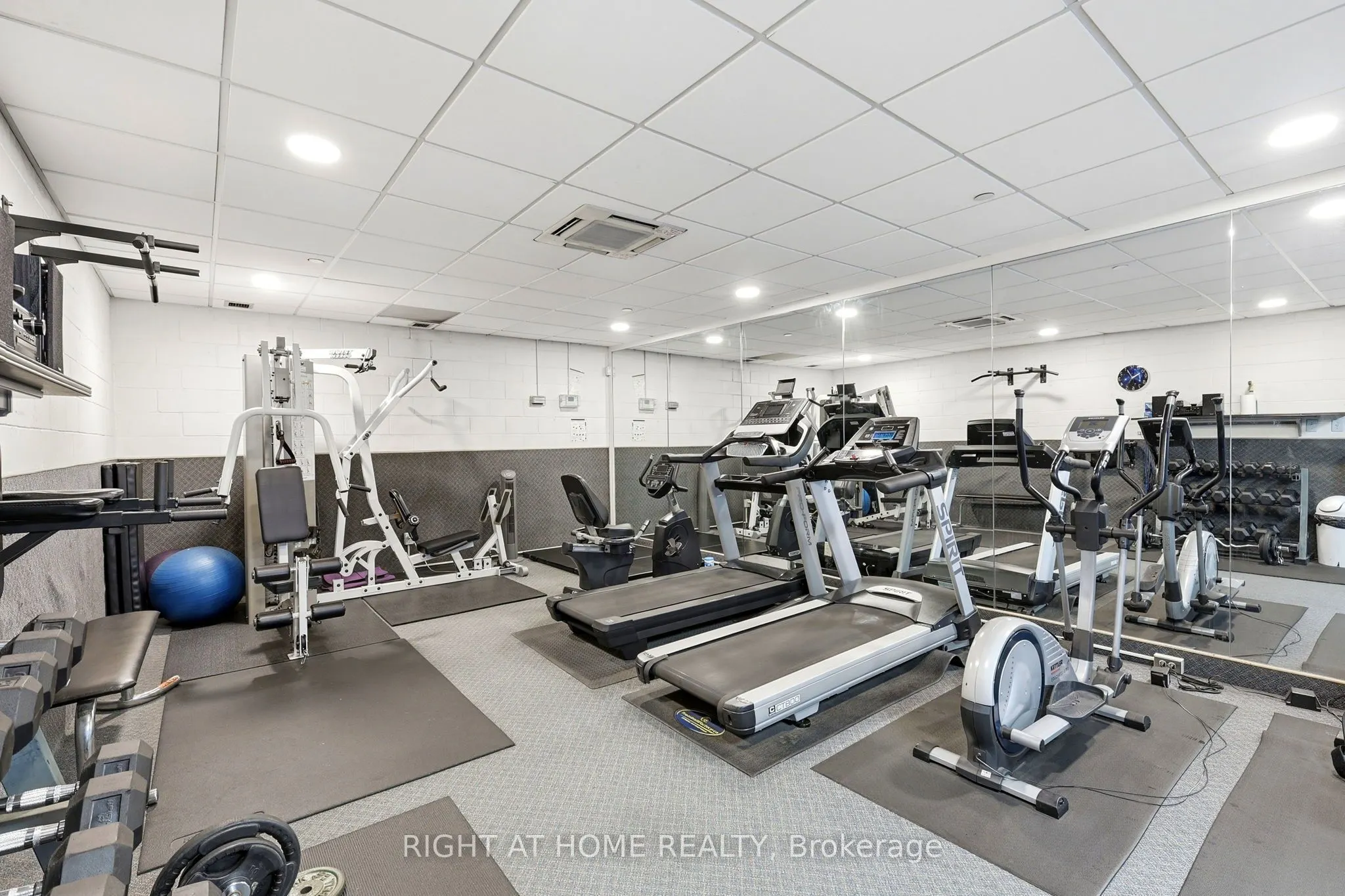 4727 Sheppard Avenue E #816