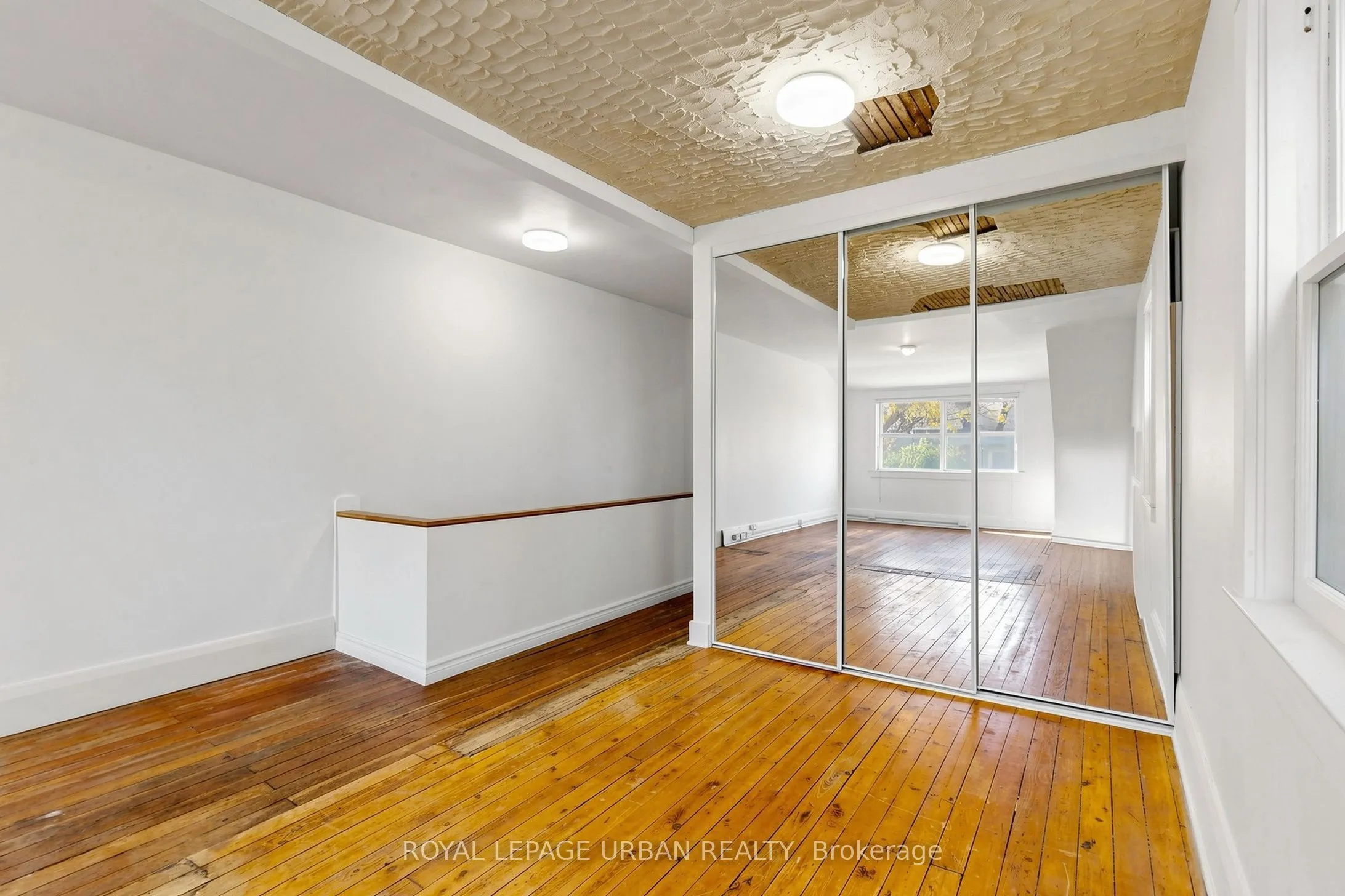 74 East Lynn Avenue