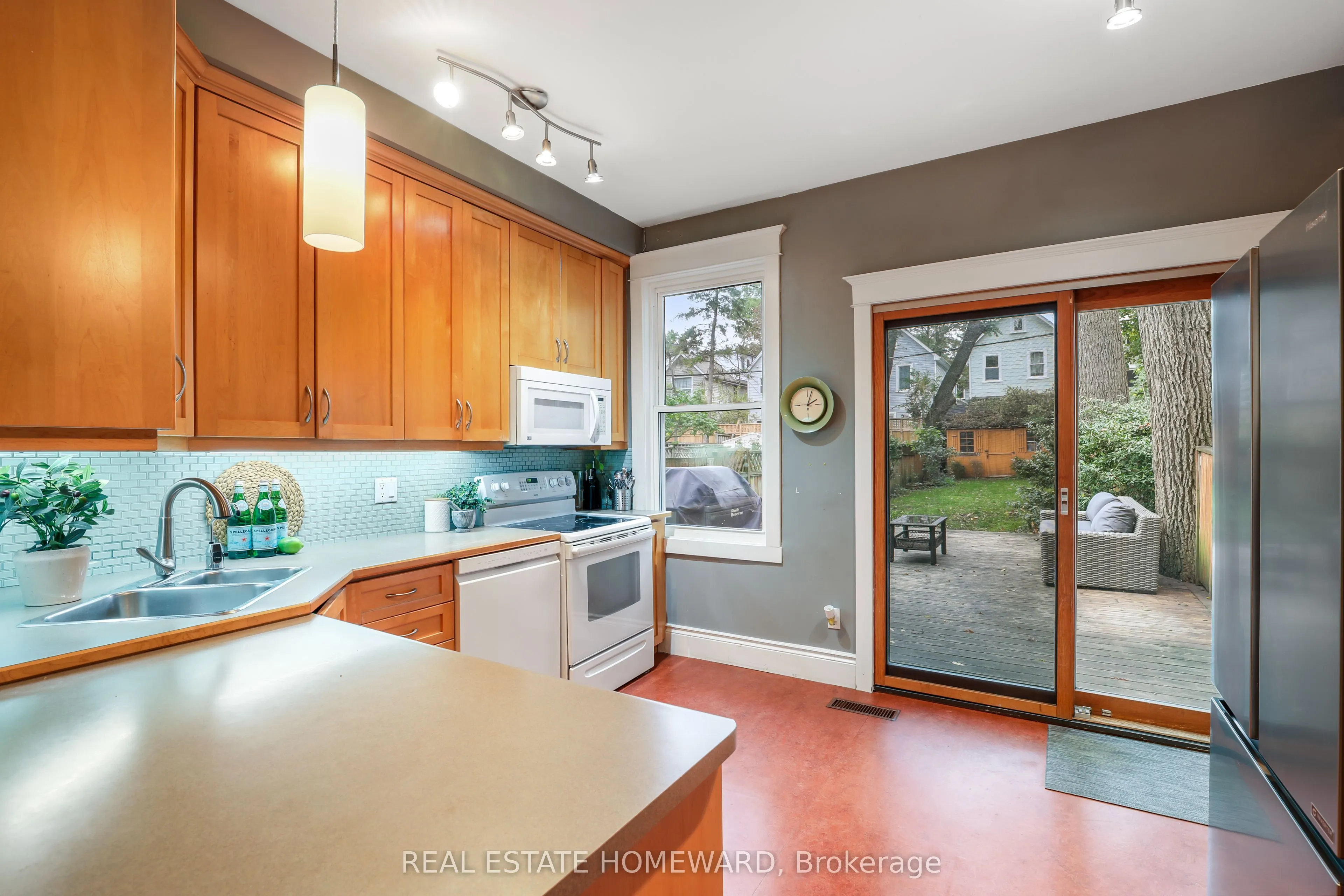 207 Waverley Road