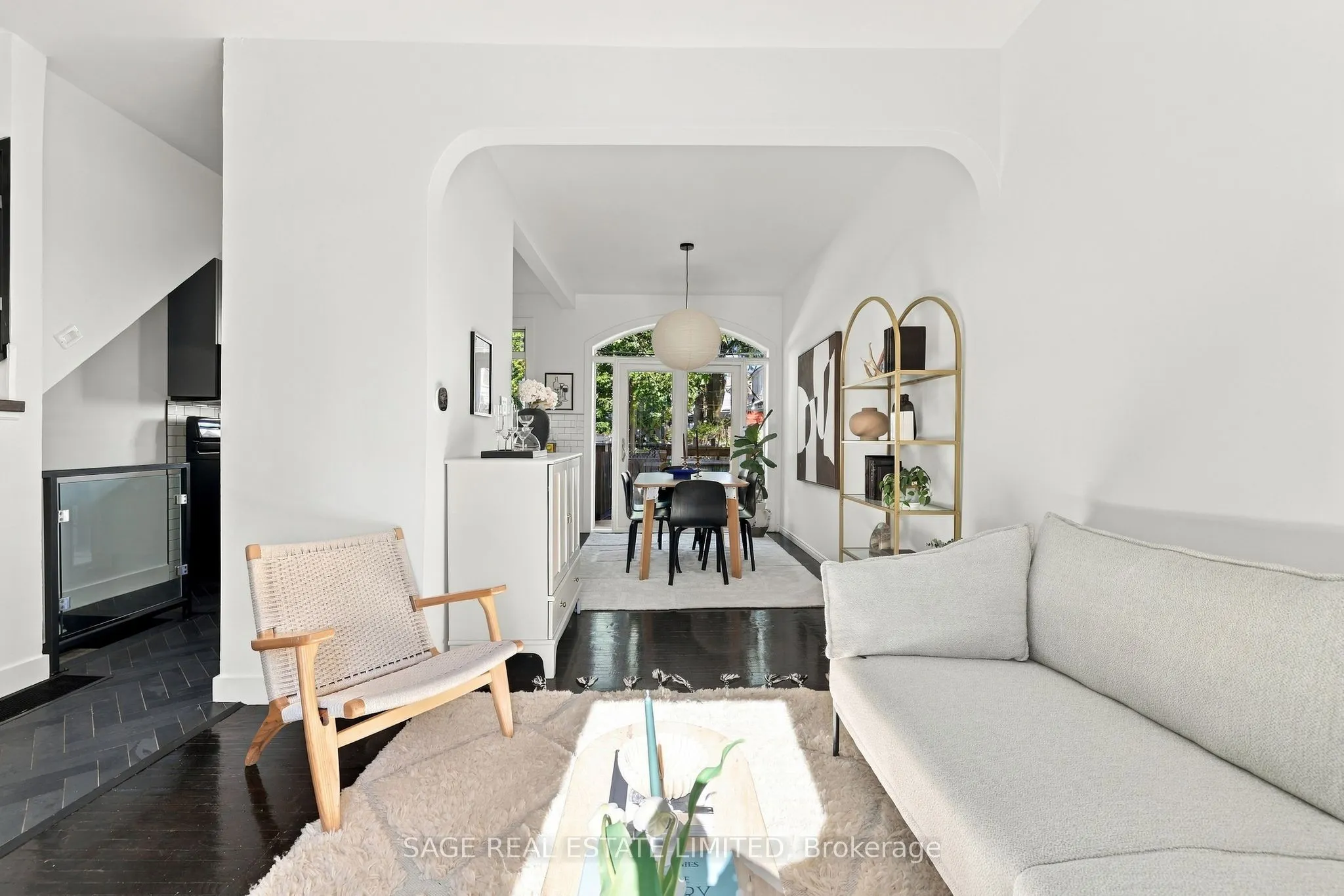 100 Dagmar Avenue