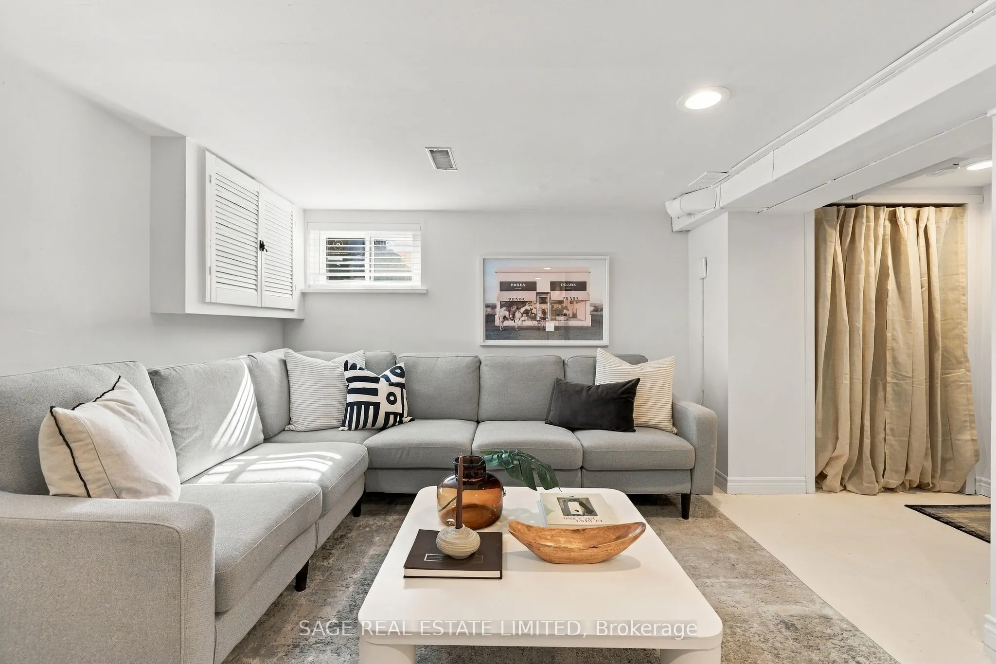 100 Dagmar Avenue
