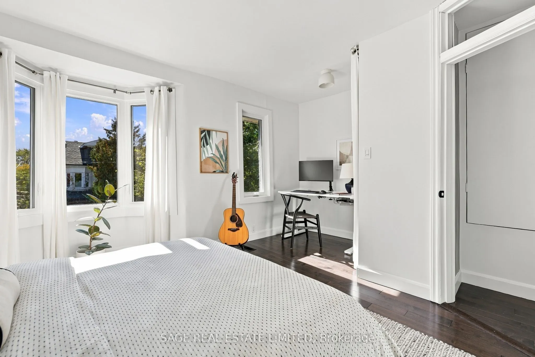 100 Dagmar Avenue