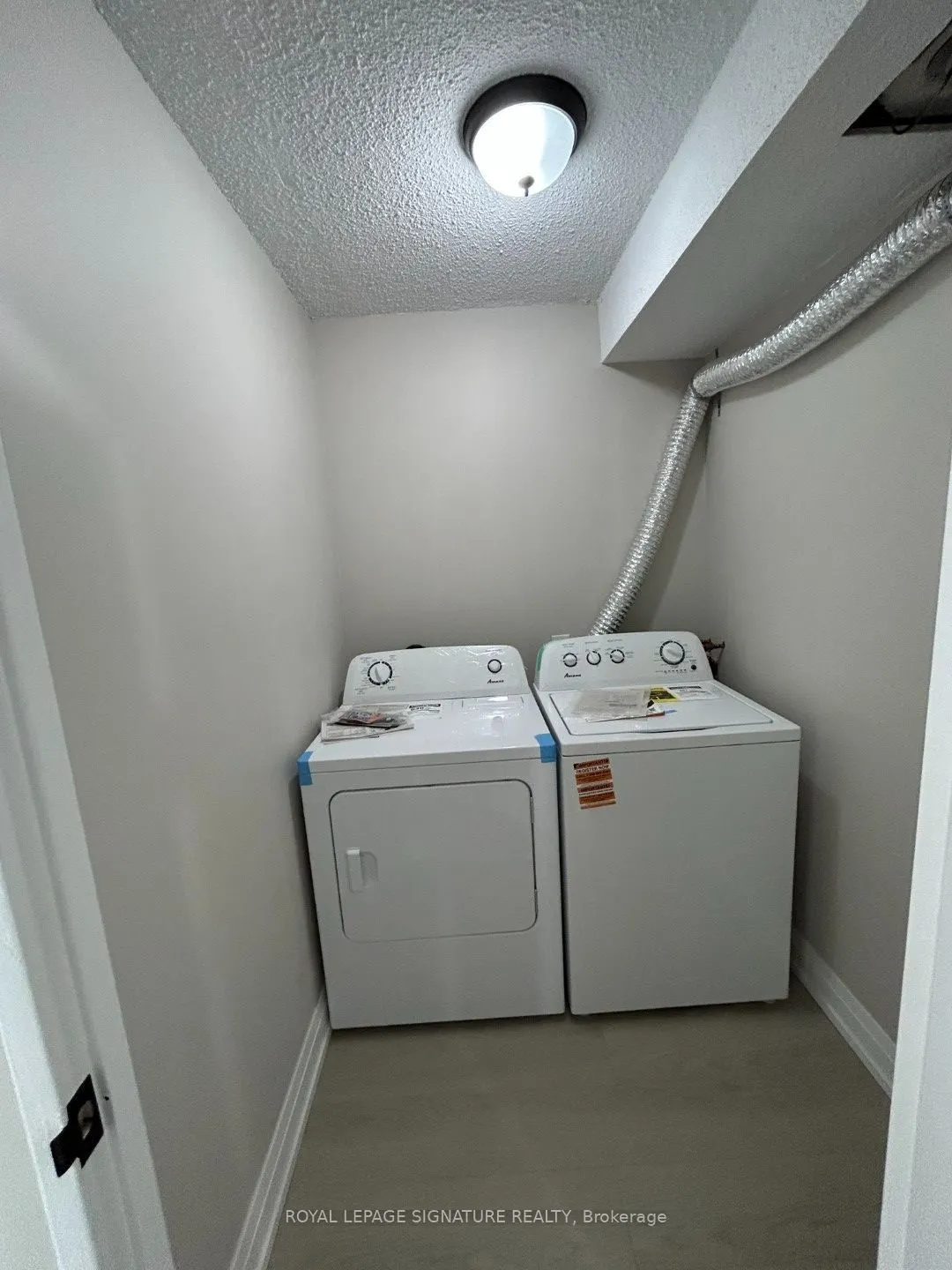 100 Wingarden Court #1711