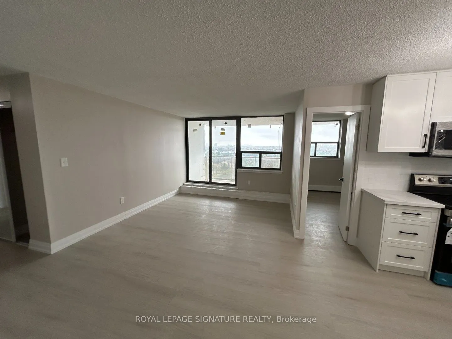 100 Wingarden Court #1711