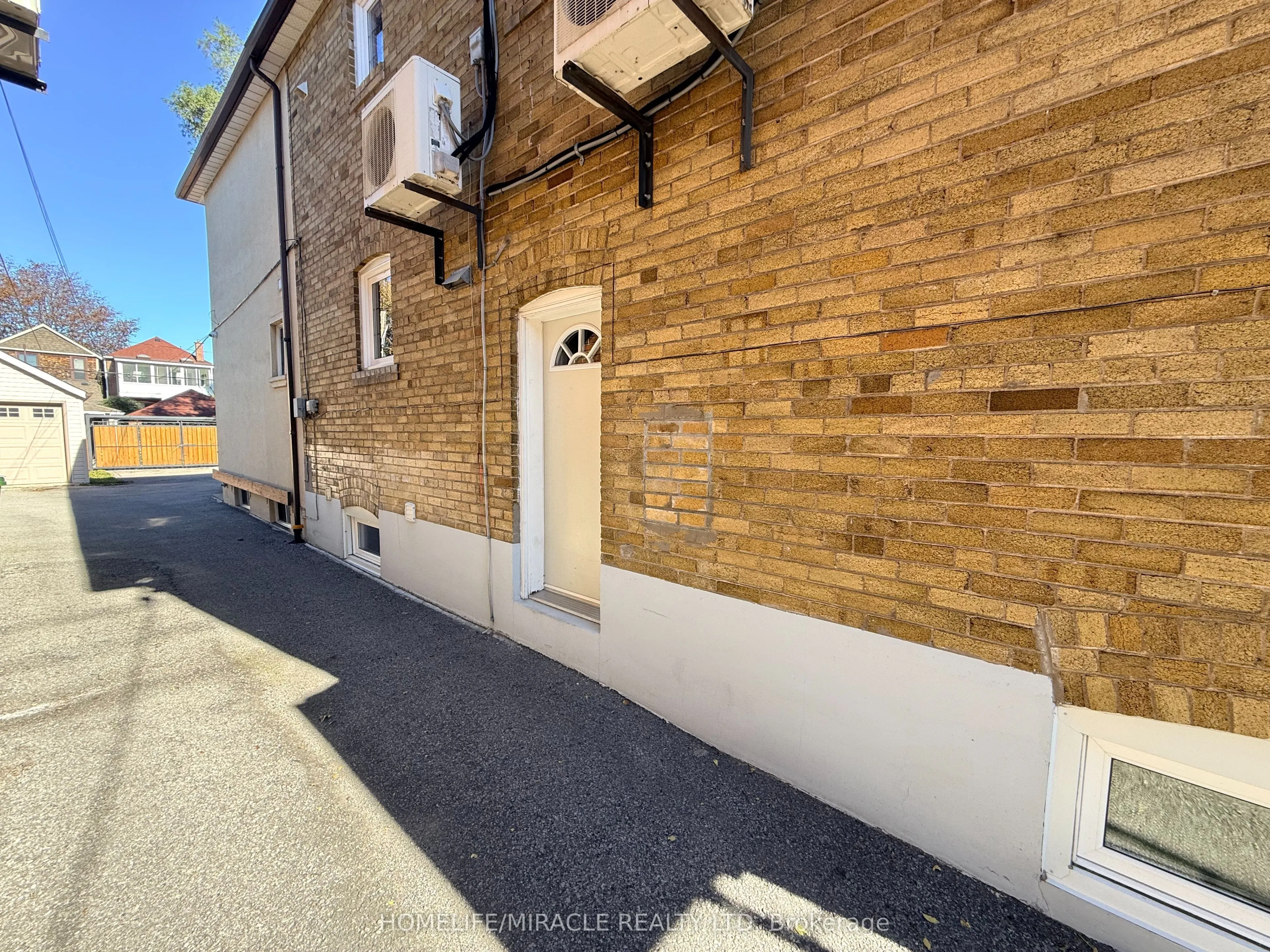 228 Browning Avenue