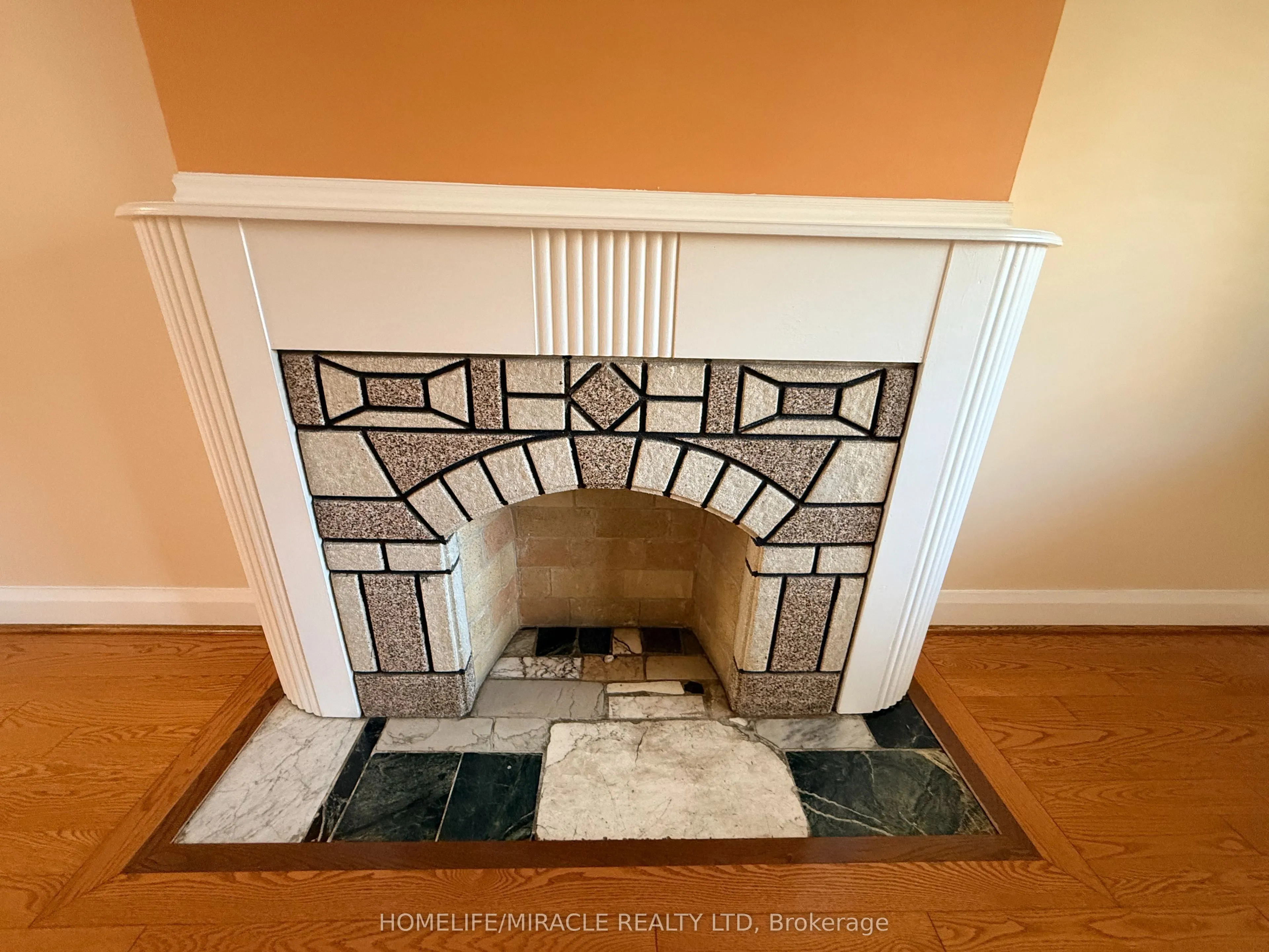 228 Browning Avenue