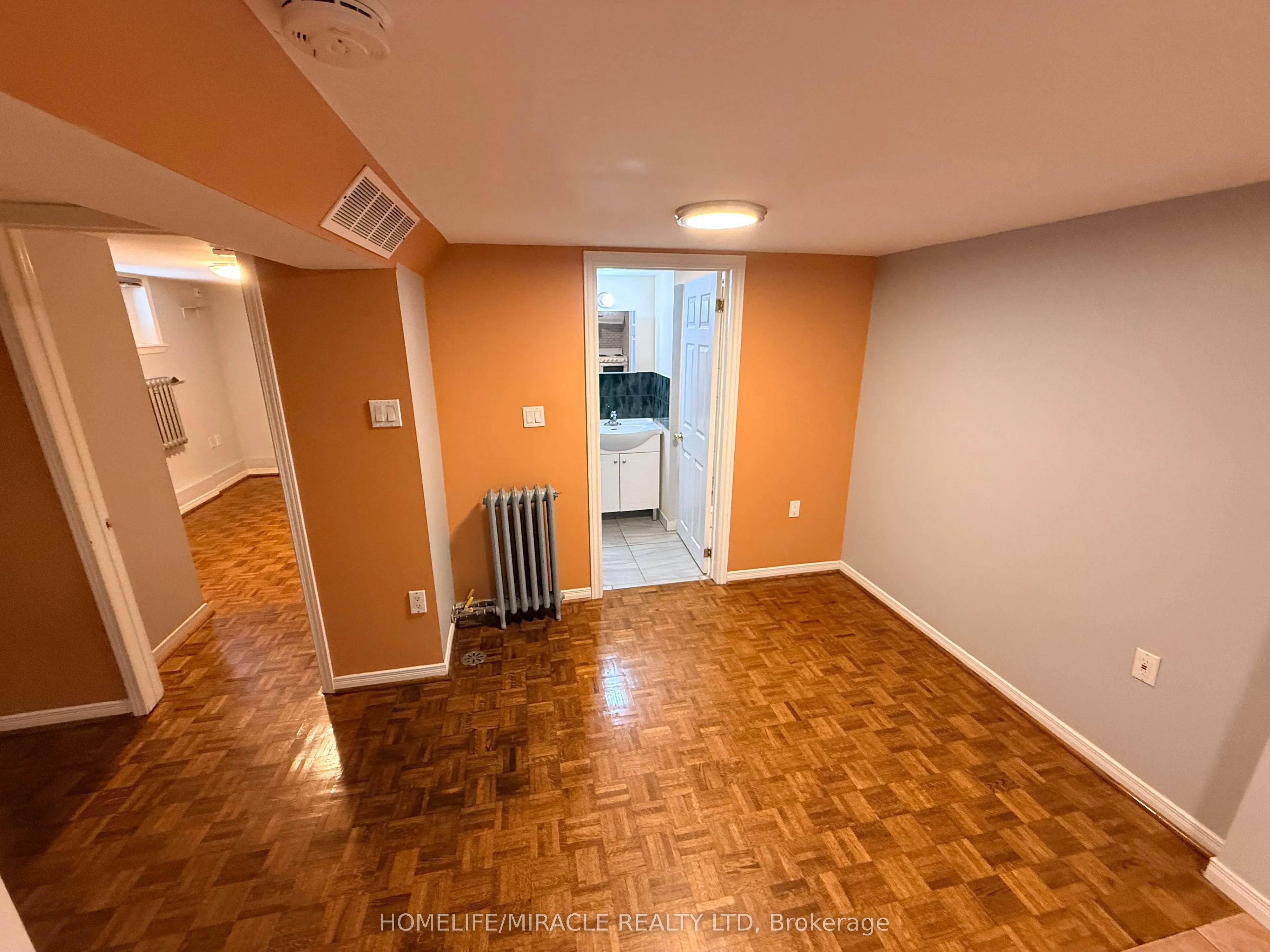 228 Browning Avenue