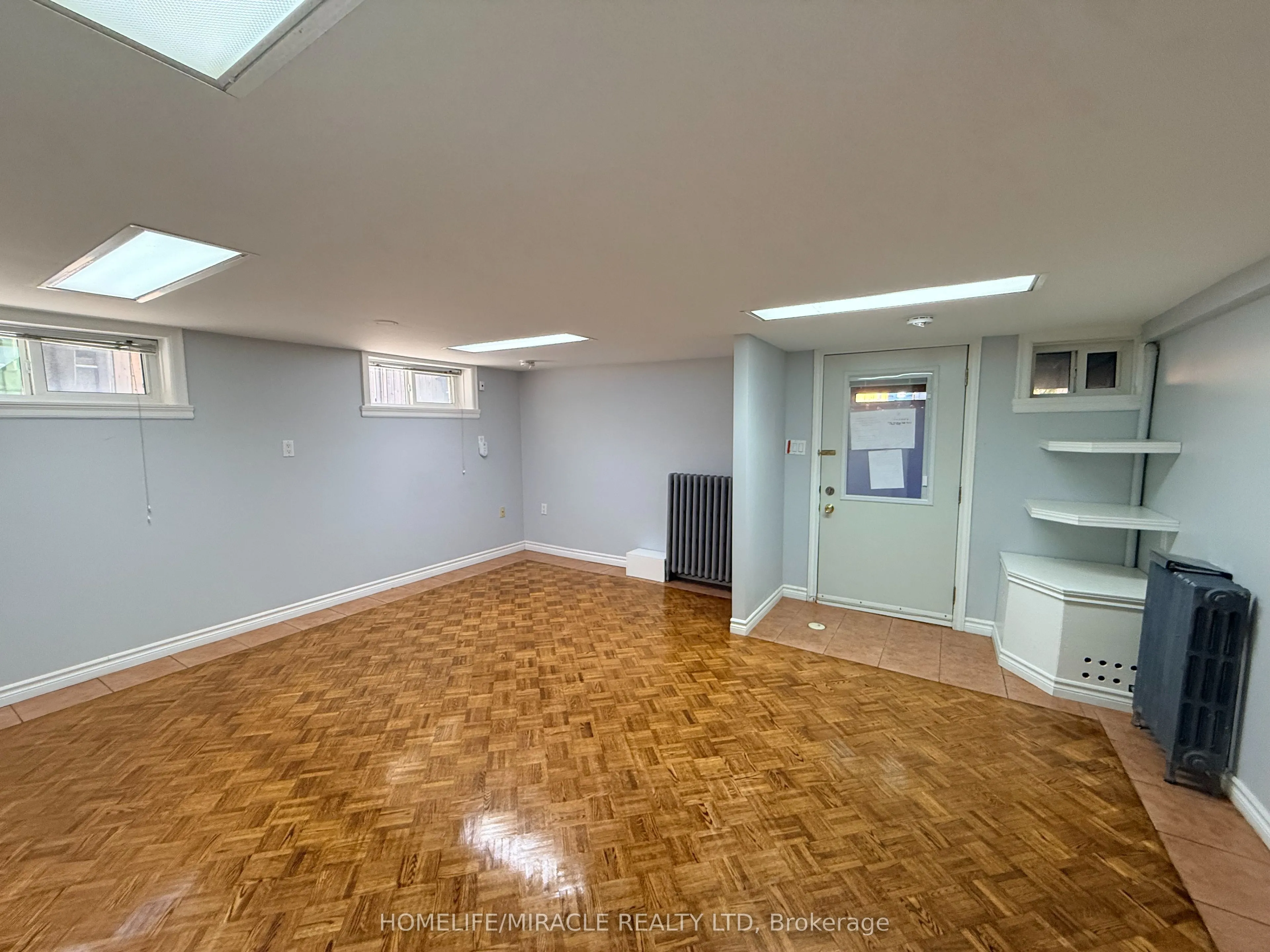 228 Browning Avenue